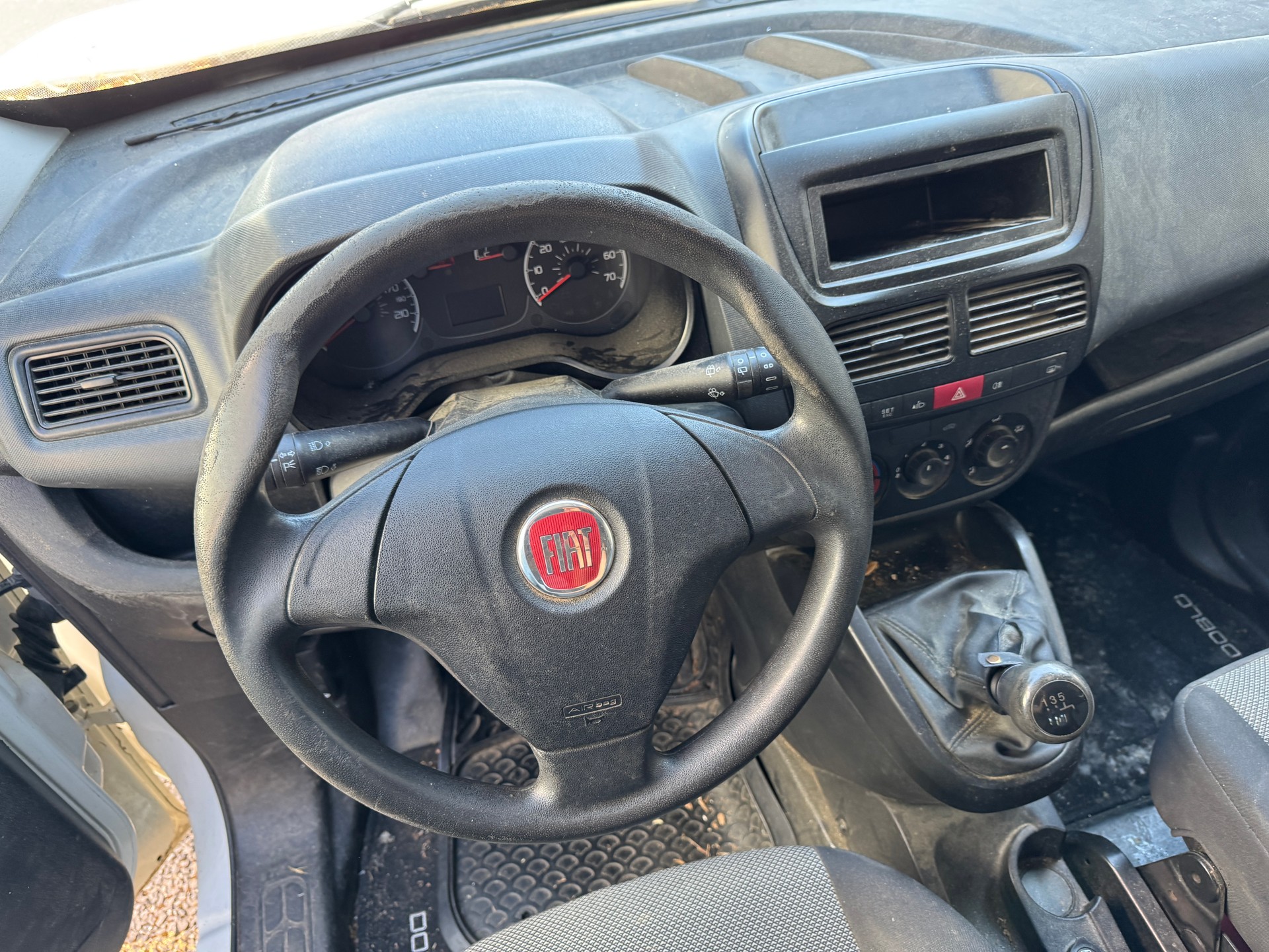 FIAT Doblò 1.4 16V Cargo Swiss-image-8