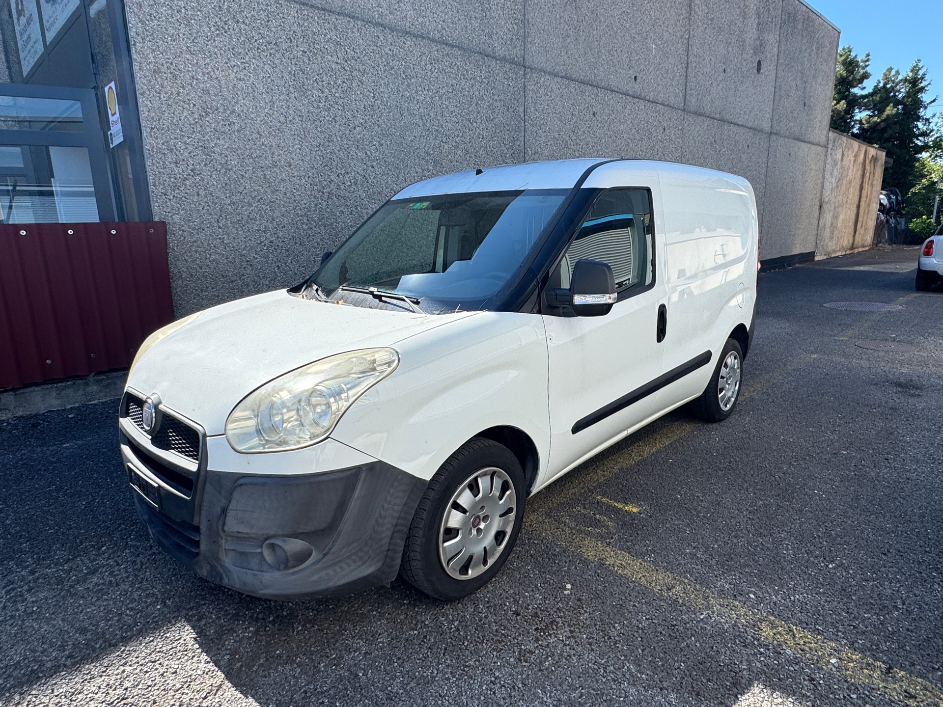 FIAT Doblò 1.4 16V Cargo Swiss-image-1