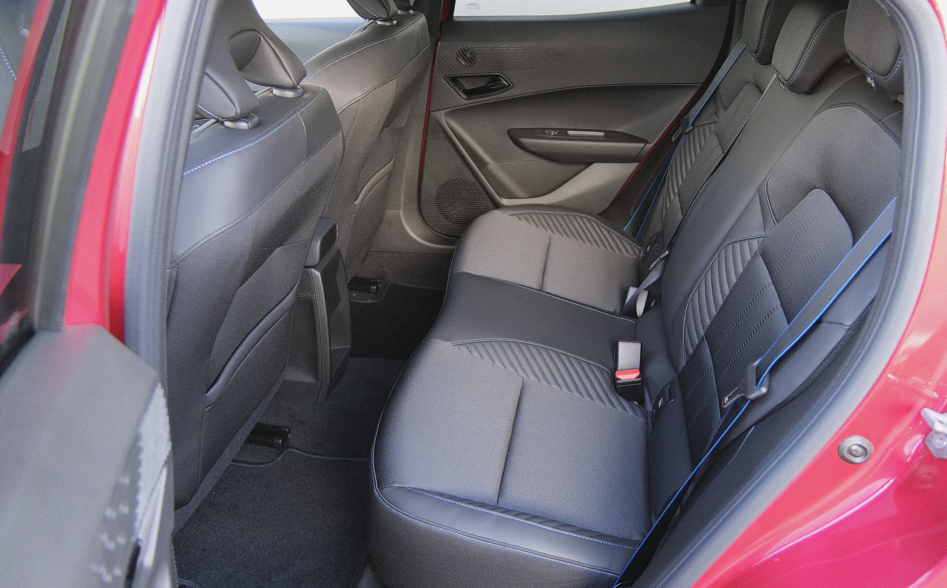 RENAULT Clio 1.8 E-Tech Esprit Alpine " full Hybrid "-image-18