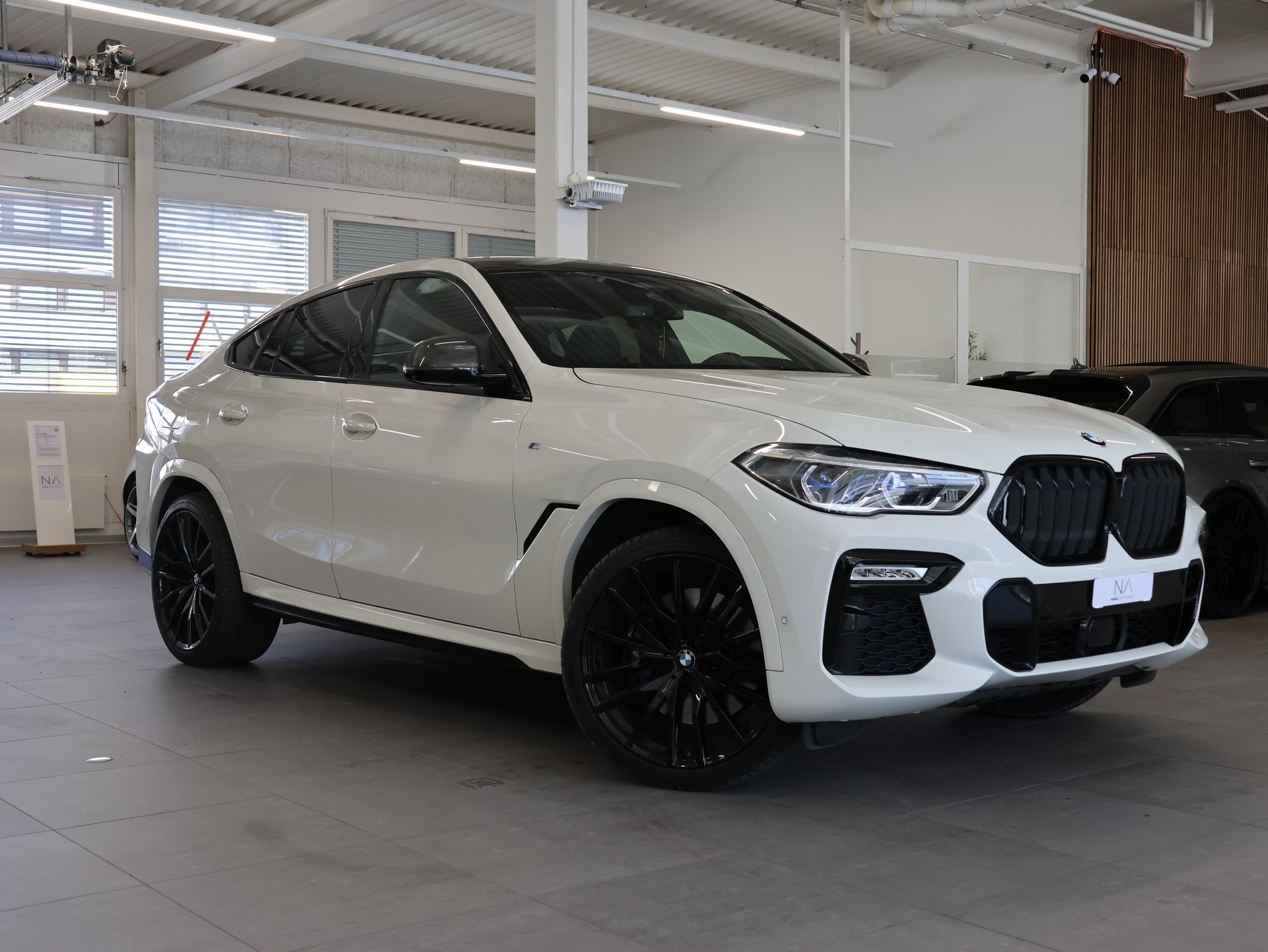 BMW X6 xDrive 30d Steptronic *Panoramadach* *360 Kamera* *Harman Kardon*-image-0