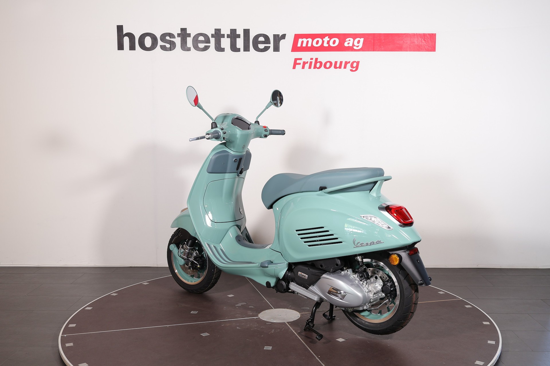 PIAGGIO Vespa 125 Primavera 80th-showroom-element-3