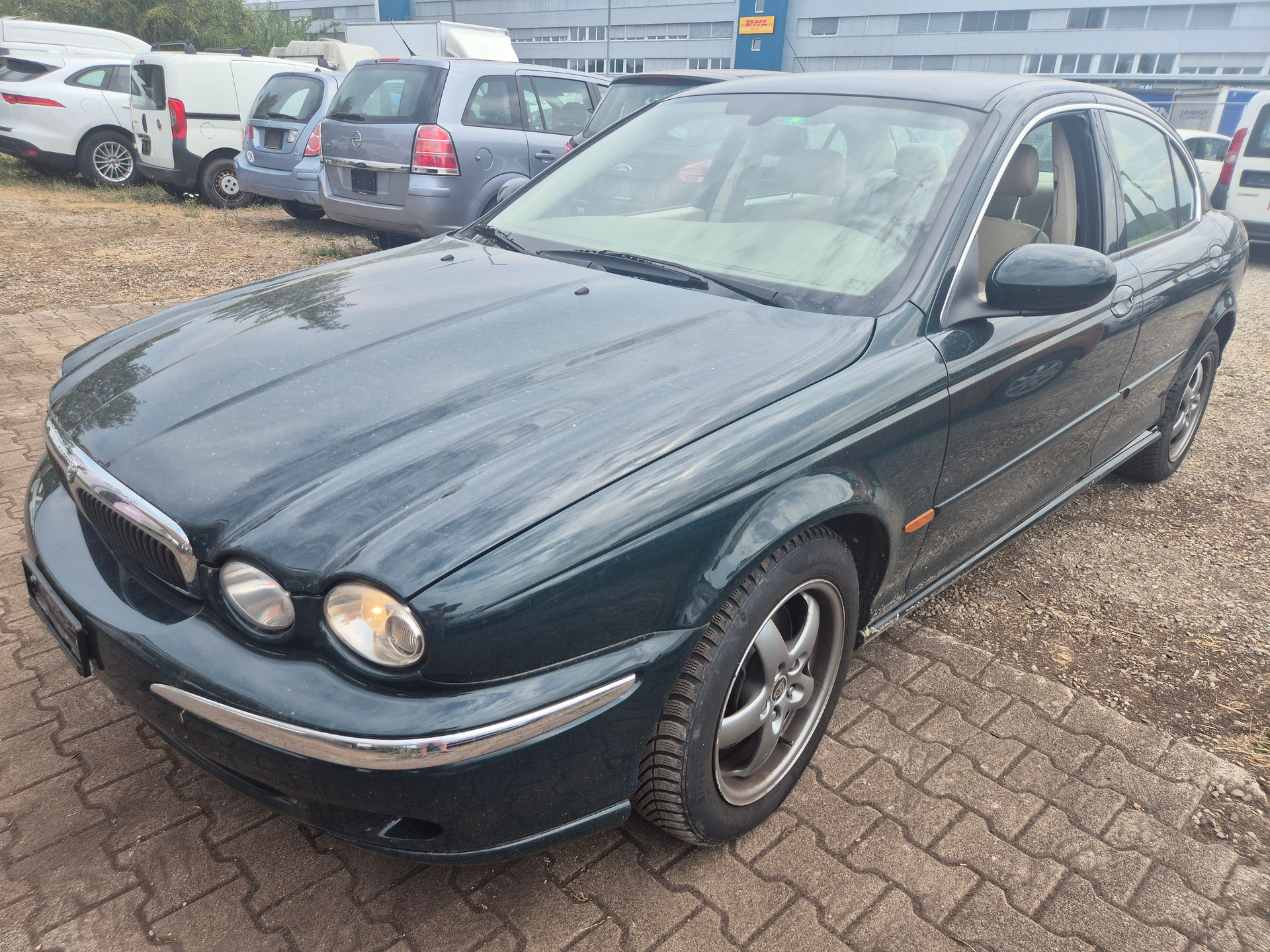 JAGUAR X-TYPE-image-0