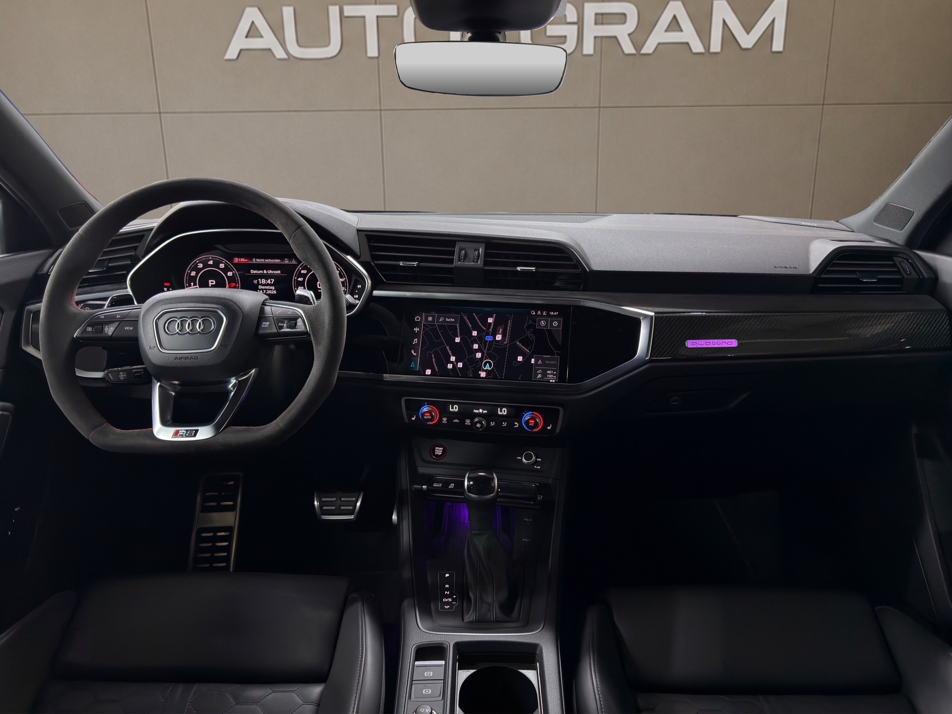 AUDI RS Q3 Sportback quattro S tronic-image-16