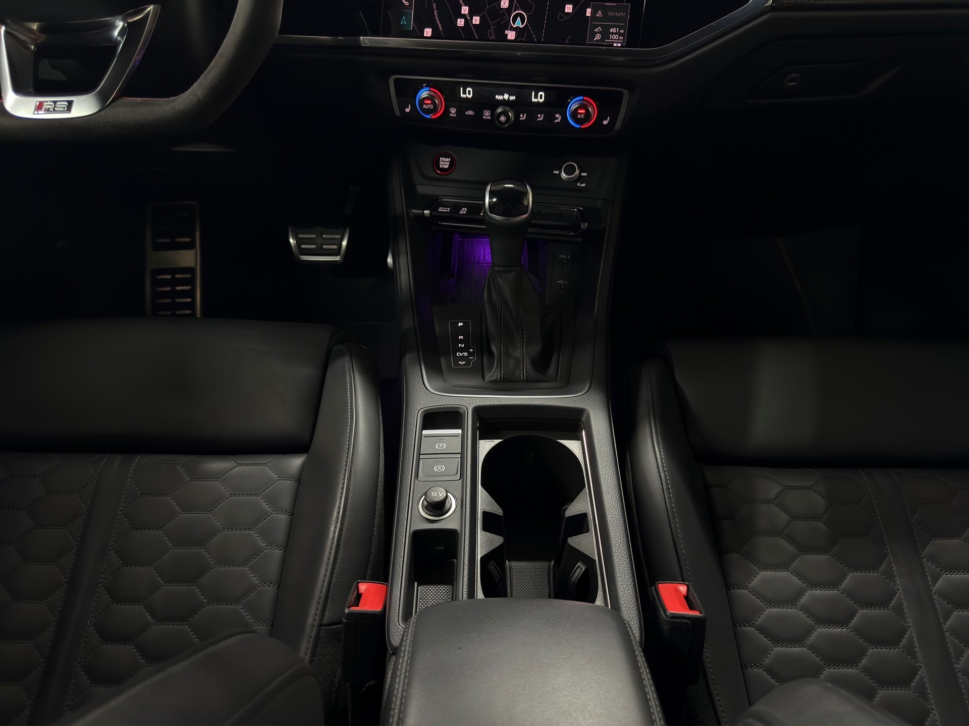 AUDI RS Q3 Sportback quattro S tronic-image-18