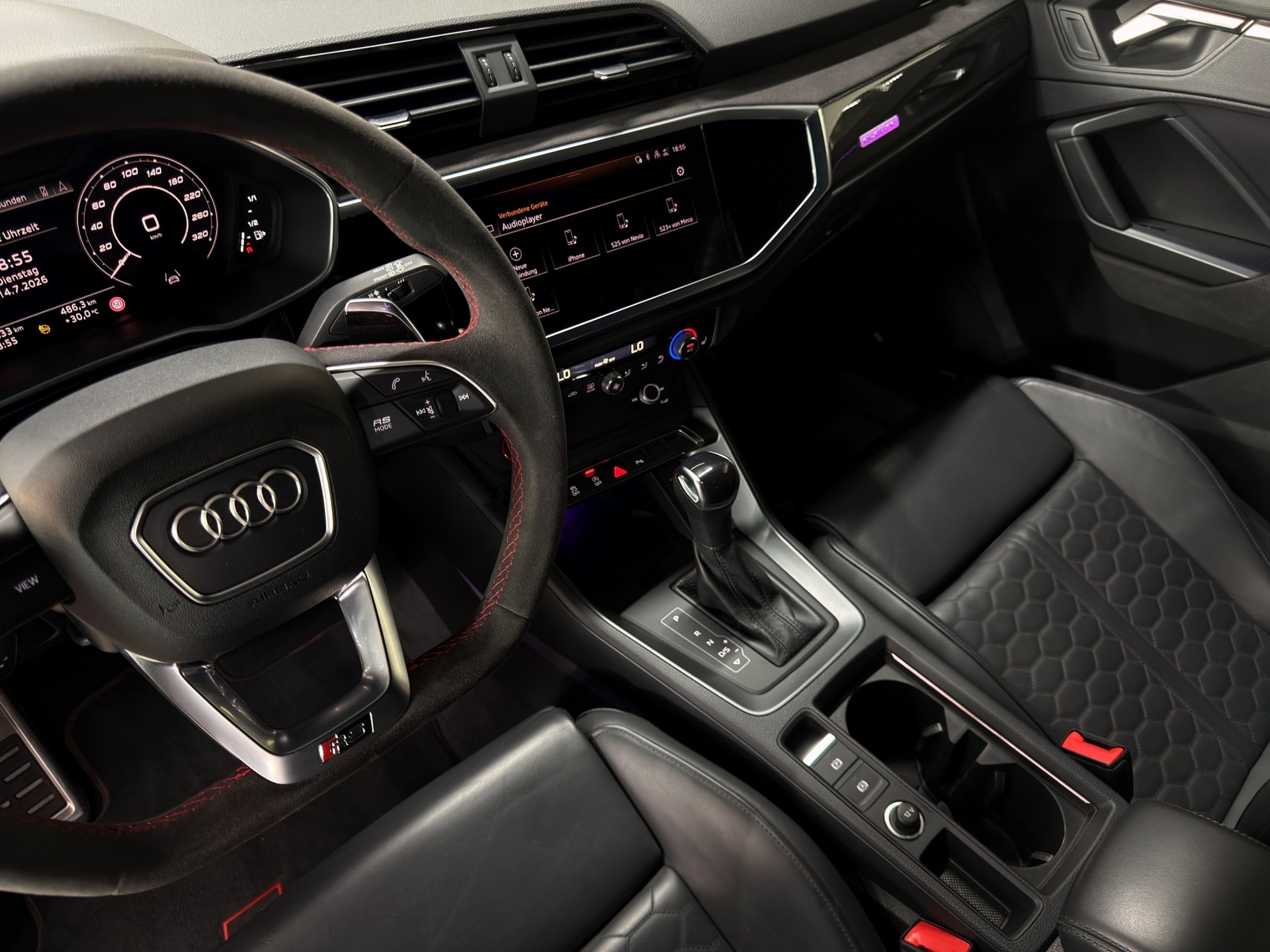 AUDI RS Q3 Sportback quattro S tronic-image-26