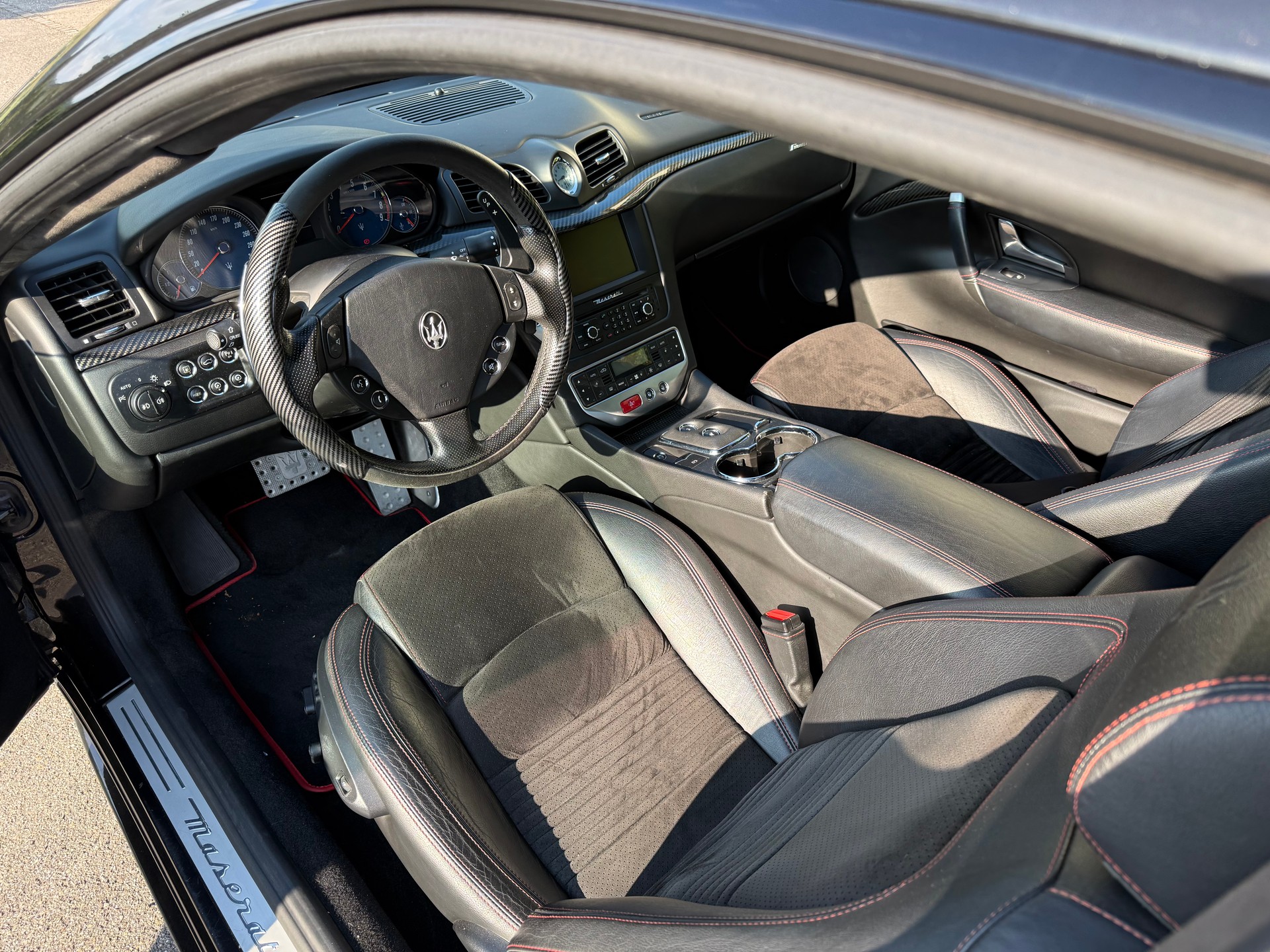 MASERATI GranTurismo S MC Sportline-image-5