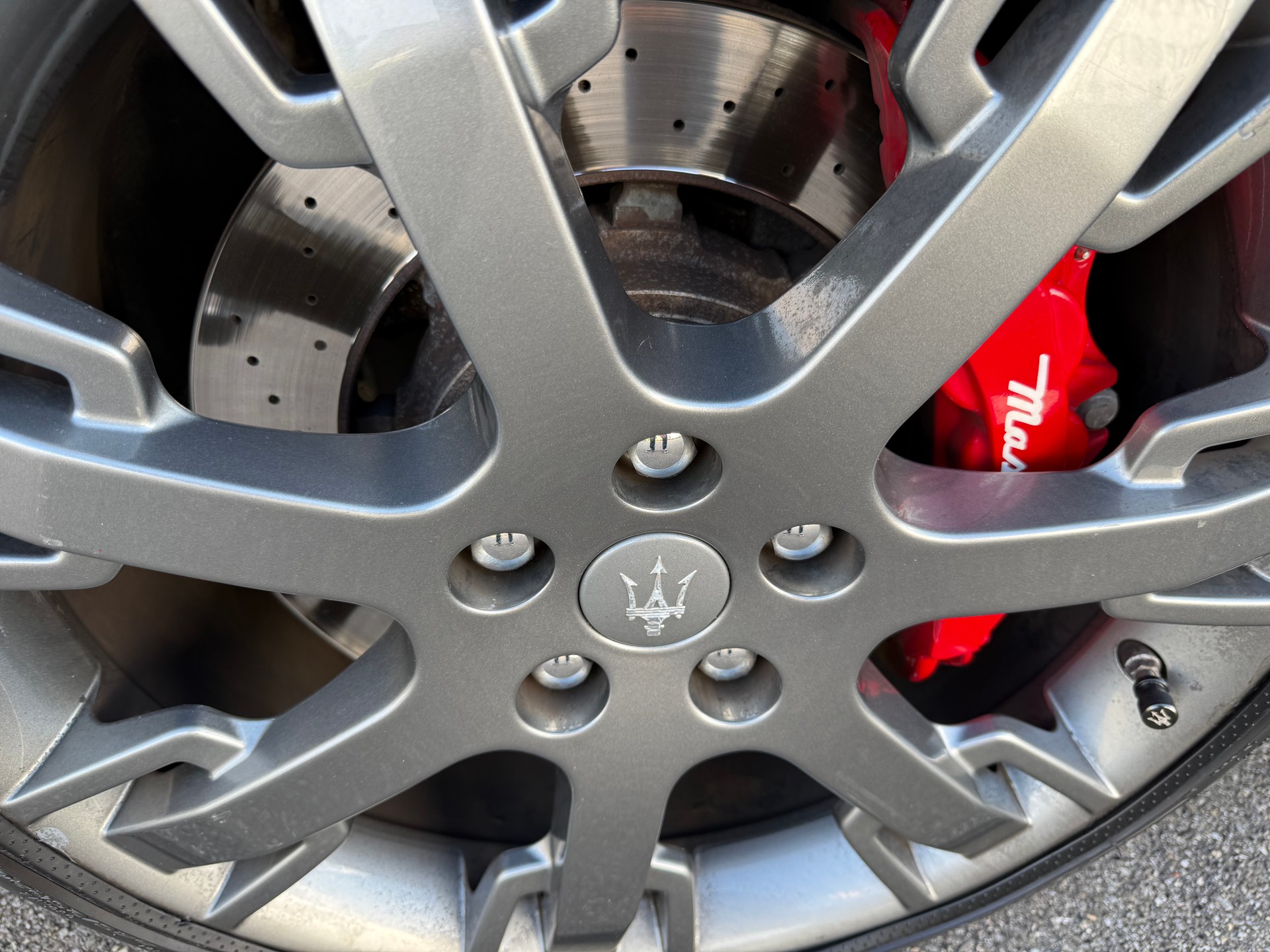 MASERATI GranTurismo S MC Sportline-image-11
