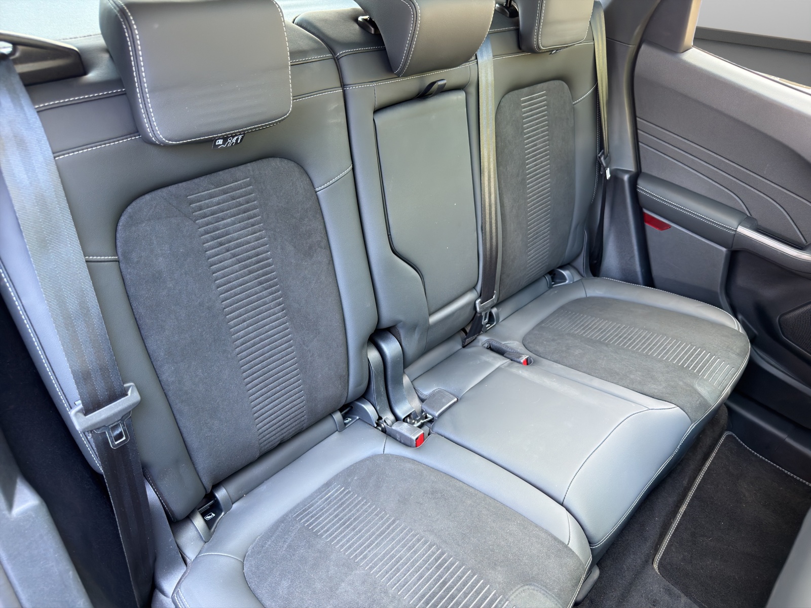 FORD Kuga 2.5 Hybrid Active X 4x4-image-14