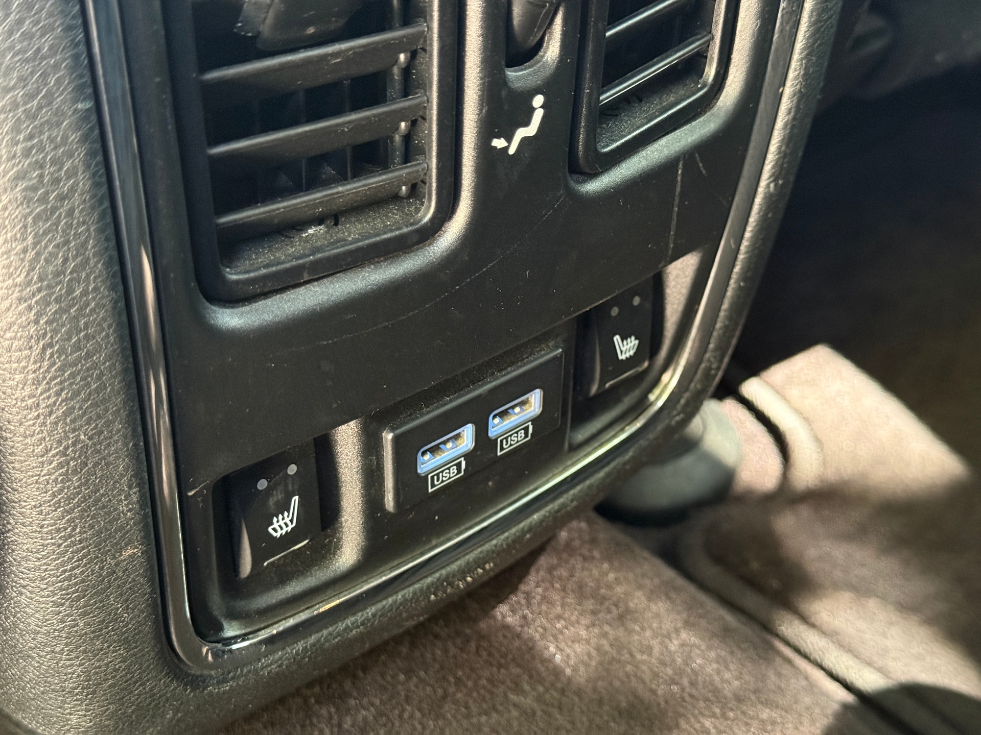 JEEP Grand Cherokee 3.0 CRD Night Eagle Automatic-image-17