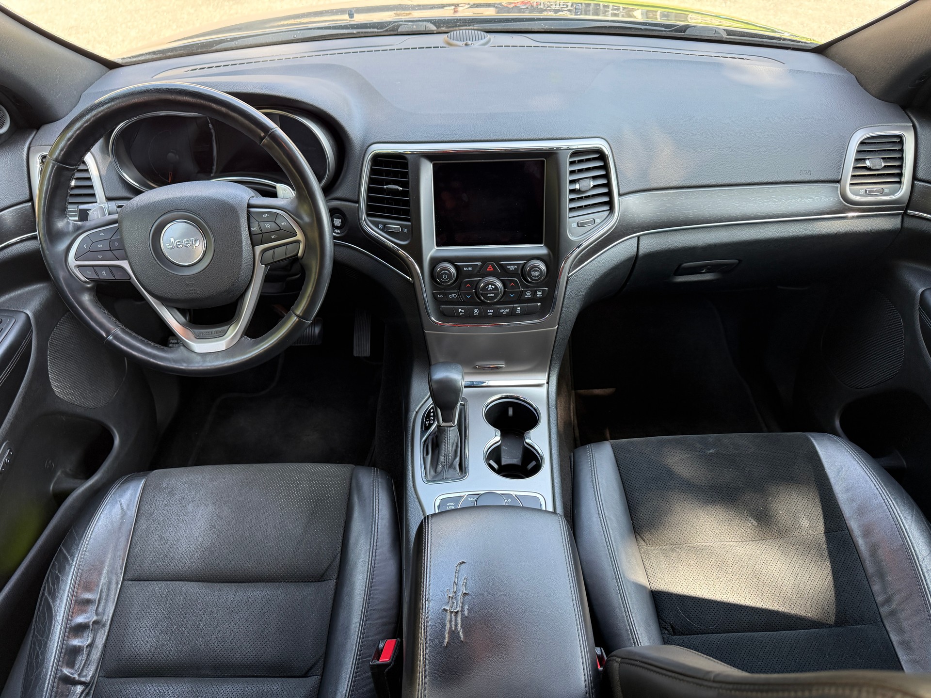 JEEP Grand Cherokee 3.0 CRD Night Eagle Automatic-image-10