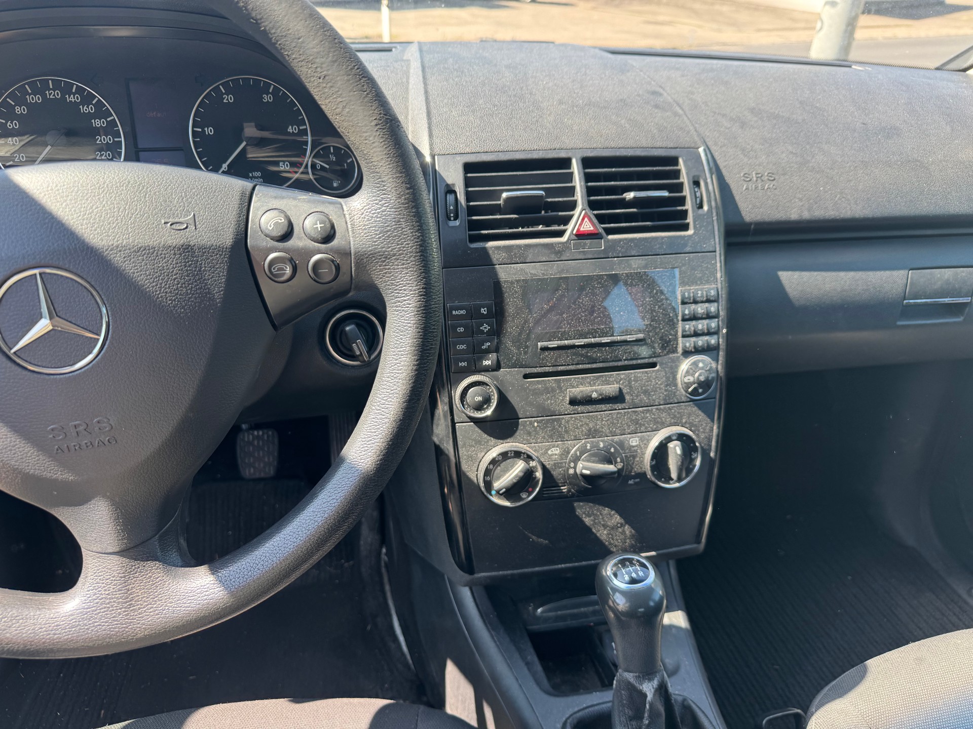 MERCEDES-BENZ A 160 CDI Classic-image-6