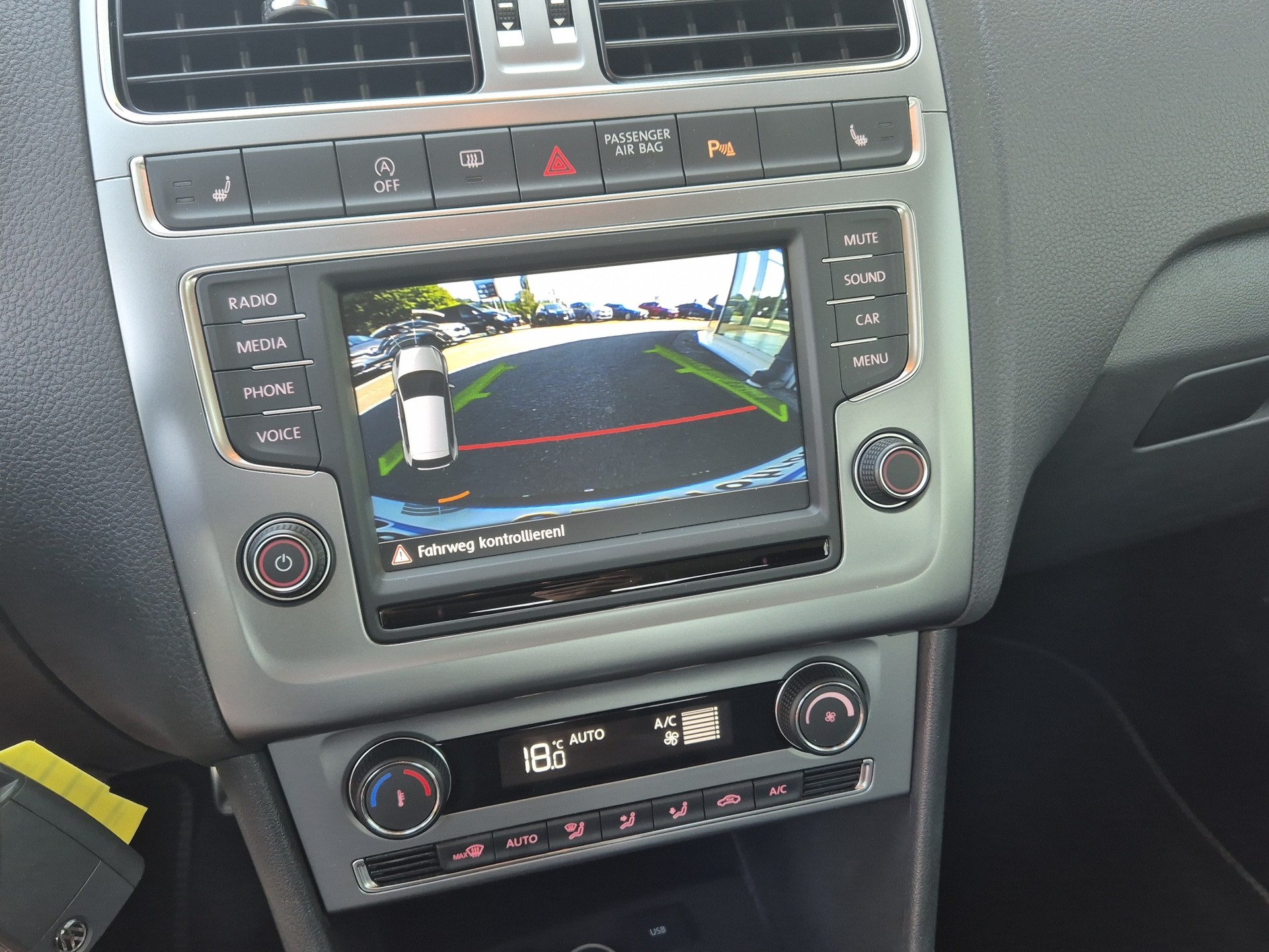 VW Polo 1.2 TSI BMT Comfortline DSG-image-14