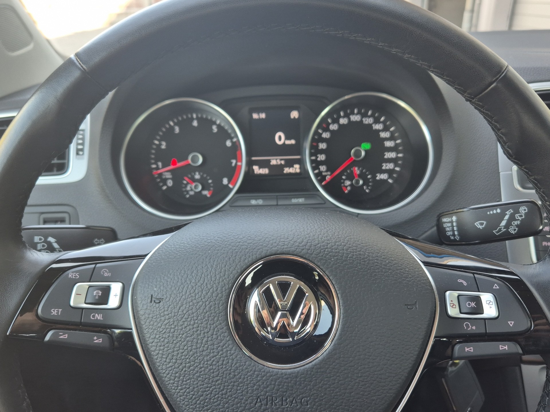 VW Polo 1.2 TSI BMT Comfortline DSG-image-10