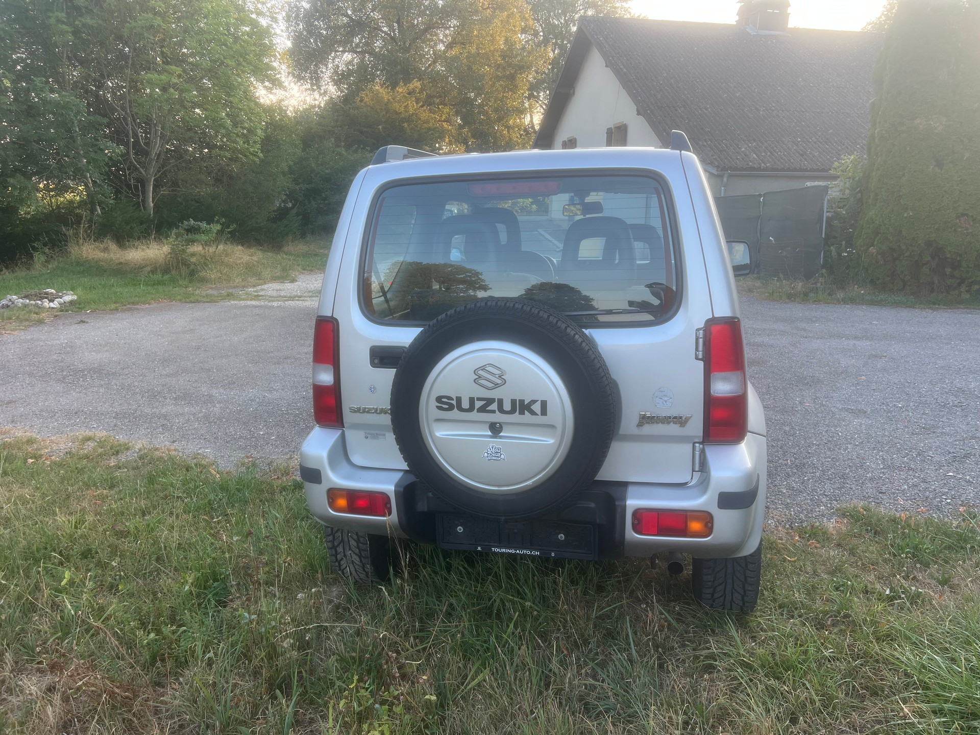 SUZUKI Jimny 1.5 Turbodiesel (JLX) GL Top-image-6