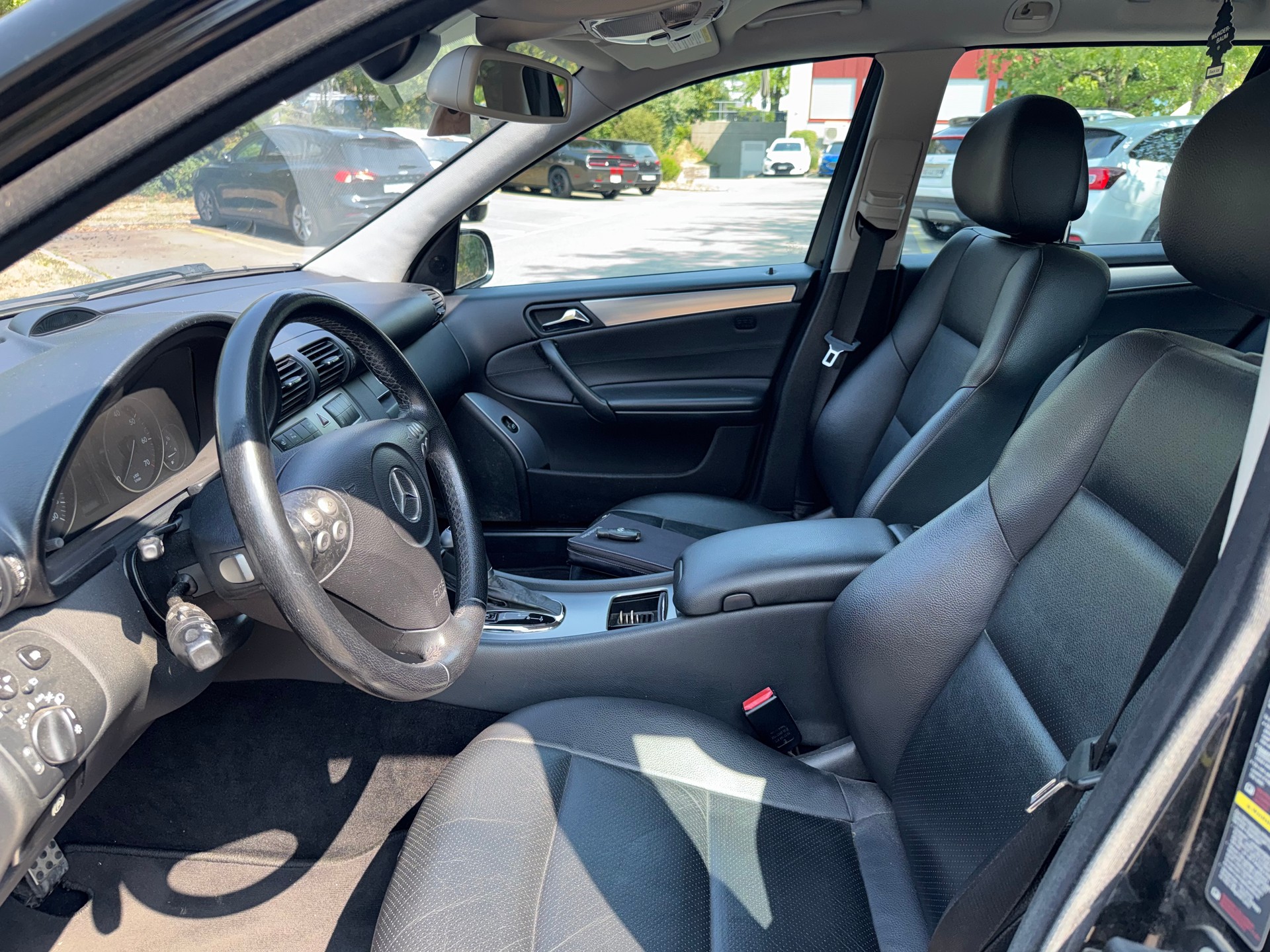 MERCEDES-BENZ C 230 Elégance Sport Edition-image-8