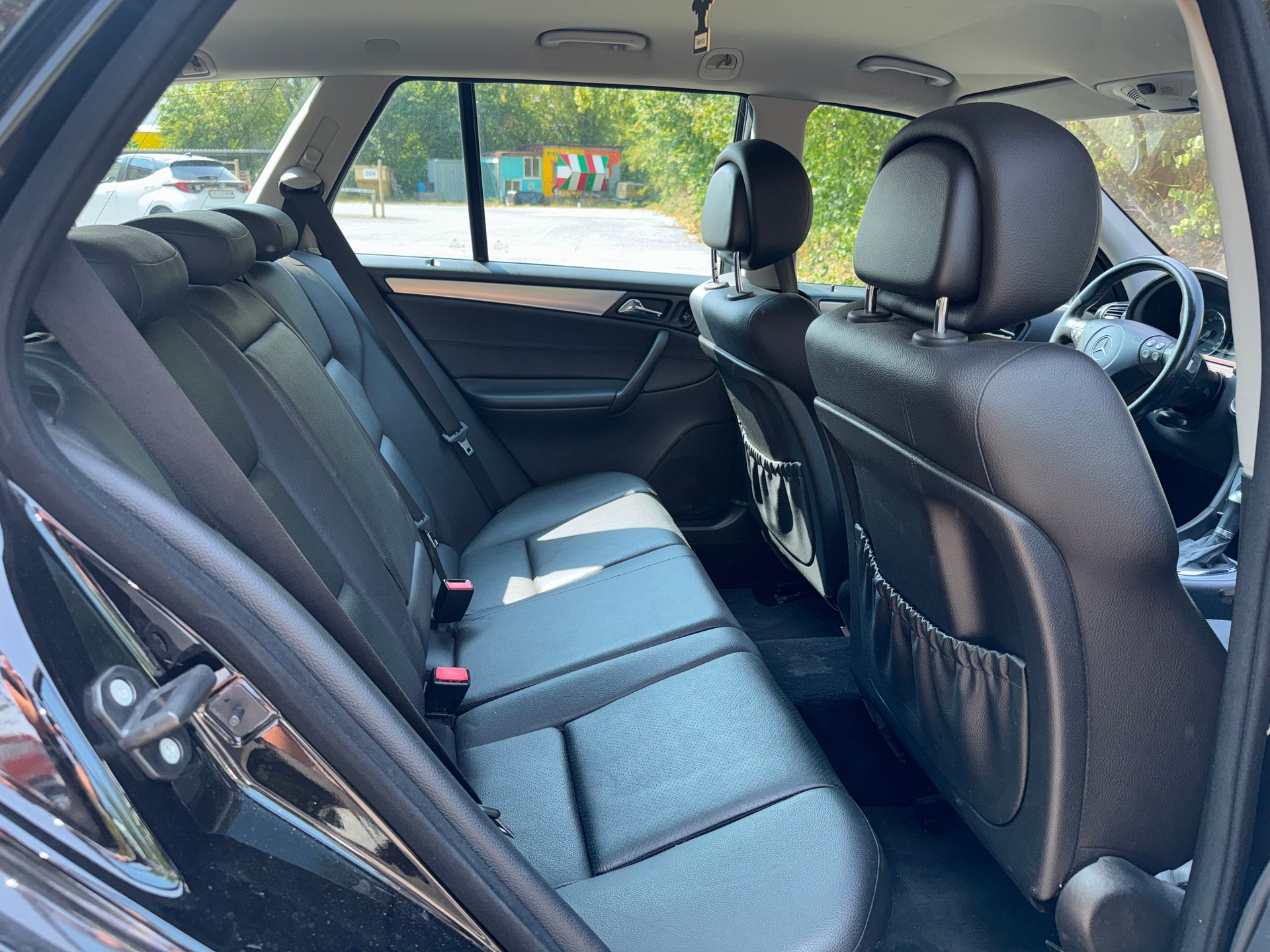 MERCEDES-BENZ C 230 Elégance Sport Edition-image-11