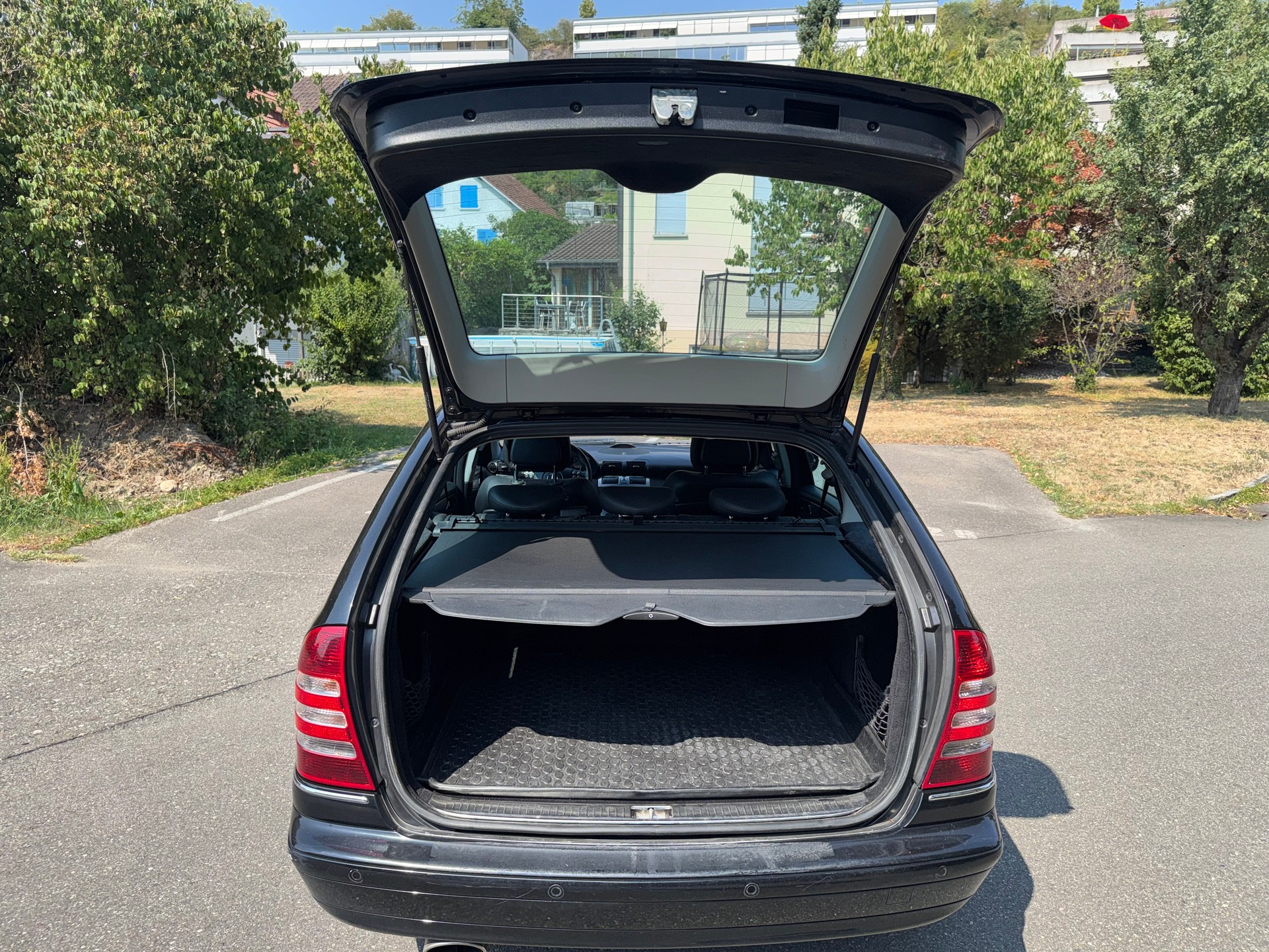 MERCEDES-BENZ C 230 Elégance Sport Edition-image-6