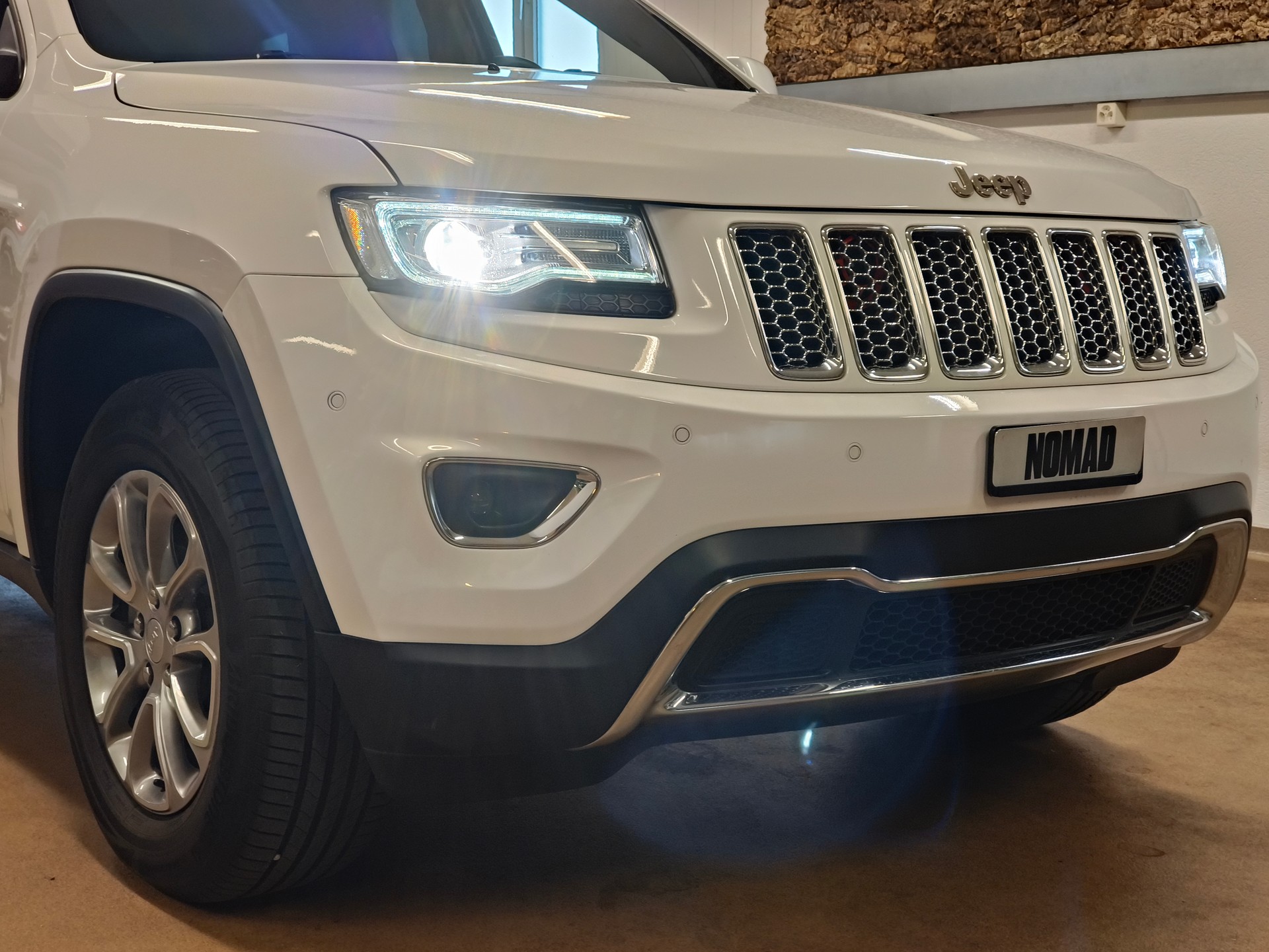 JEEP Grand Cherokee 3.0 CRD Limited Automatic-image-4