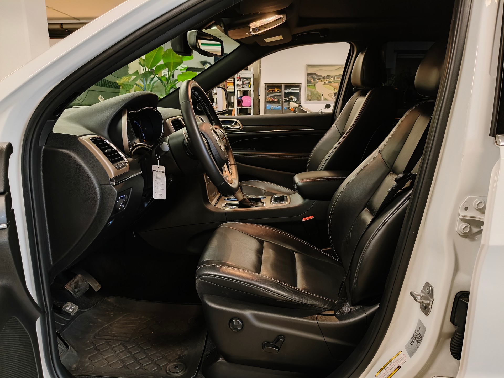 JEEP Grand Cherokee 3.0 CRD Limited Automatic-image-18