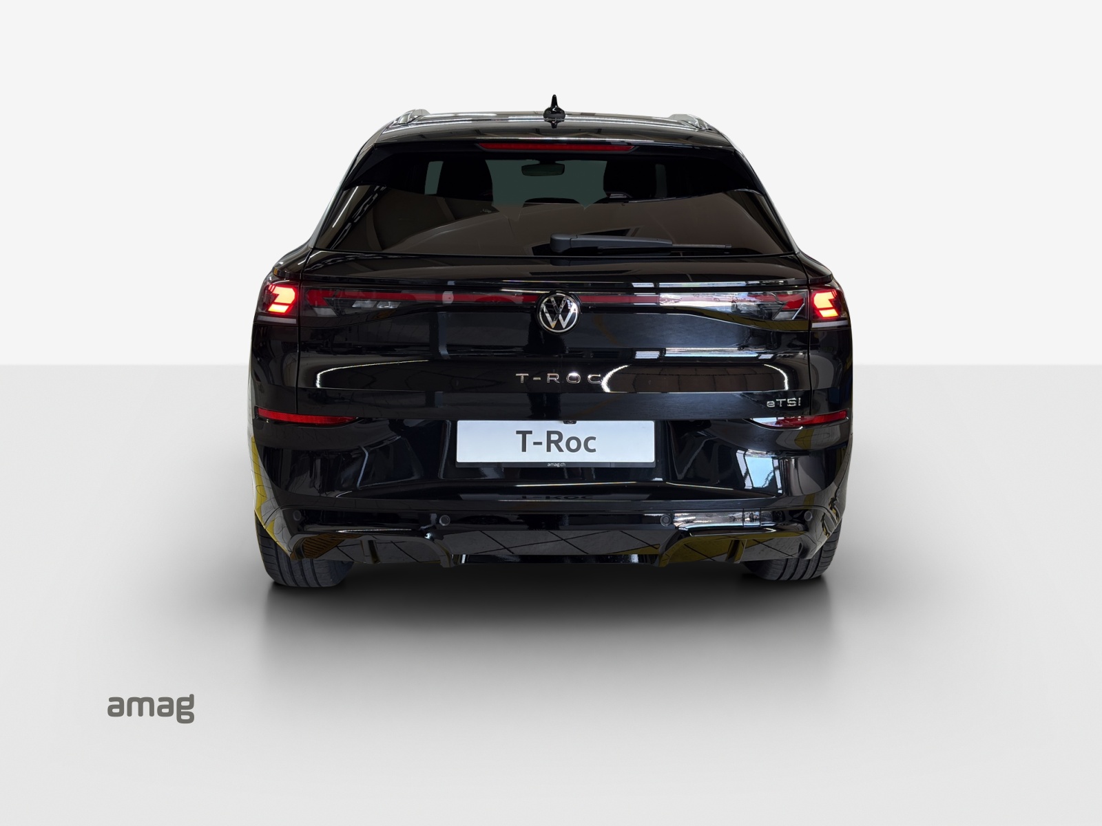 VW T-Roc 1.5 eTSI mHEV R-Line DSG-image-3
