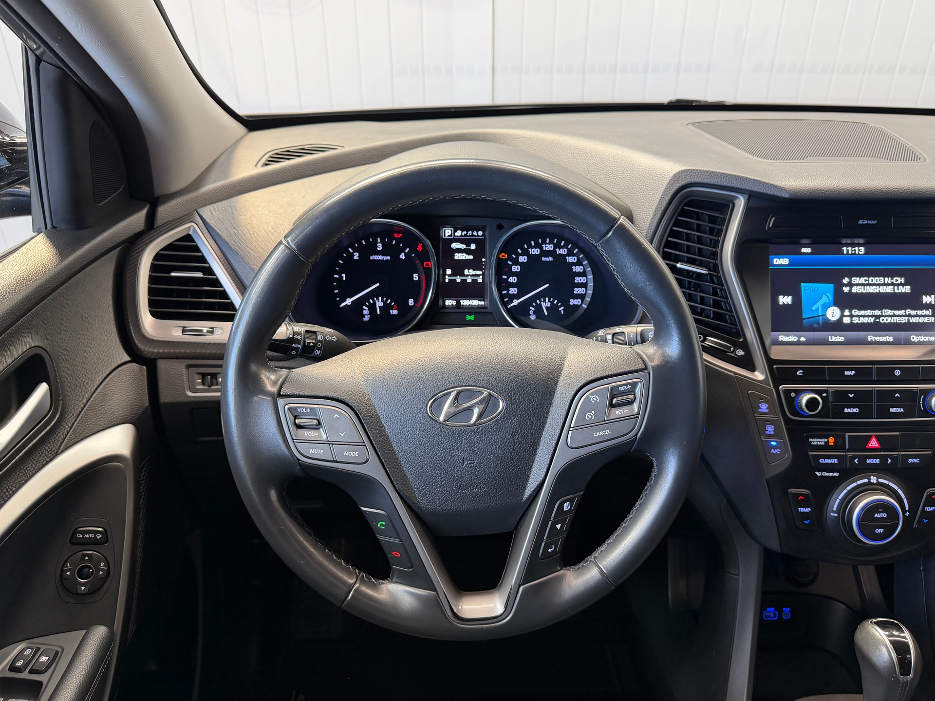 HYUNDAI Santa Fe 2.2 CRDI 4WD Automatic, frisch ab MFK und Service, top gepflegt-image-13
