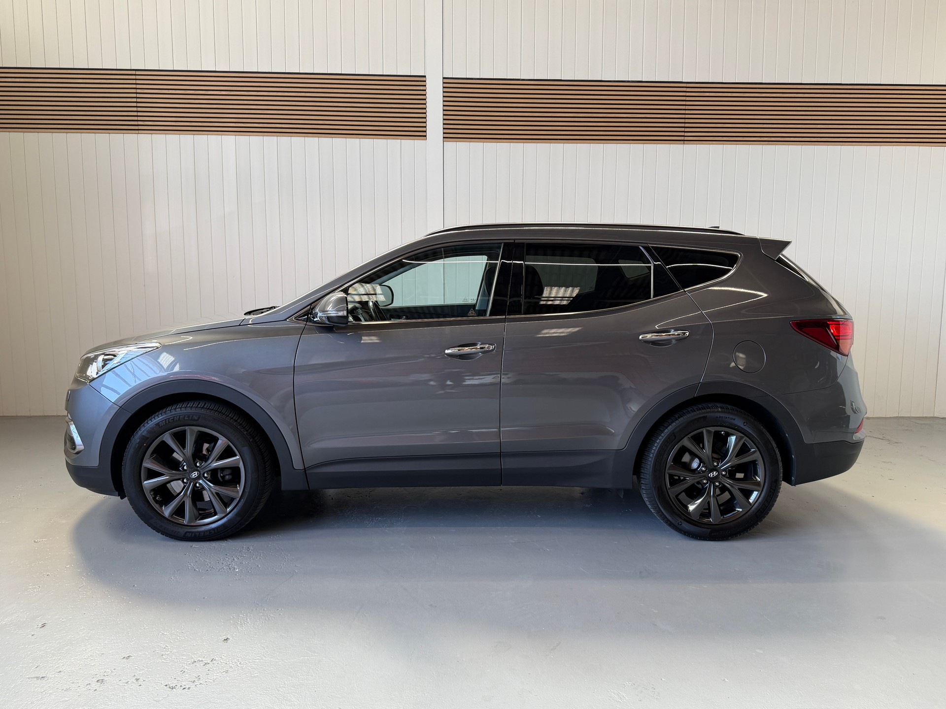 HYUNDAI Santa Fe 2.2 CRDI 4WD Automatic, frisch ab MFK und Service, top gepflegt-showroom-element-1