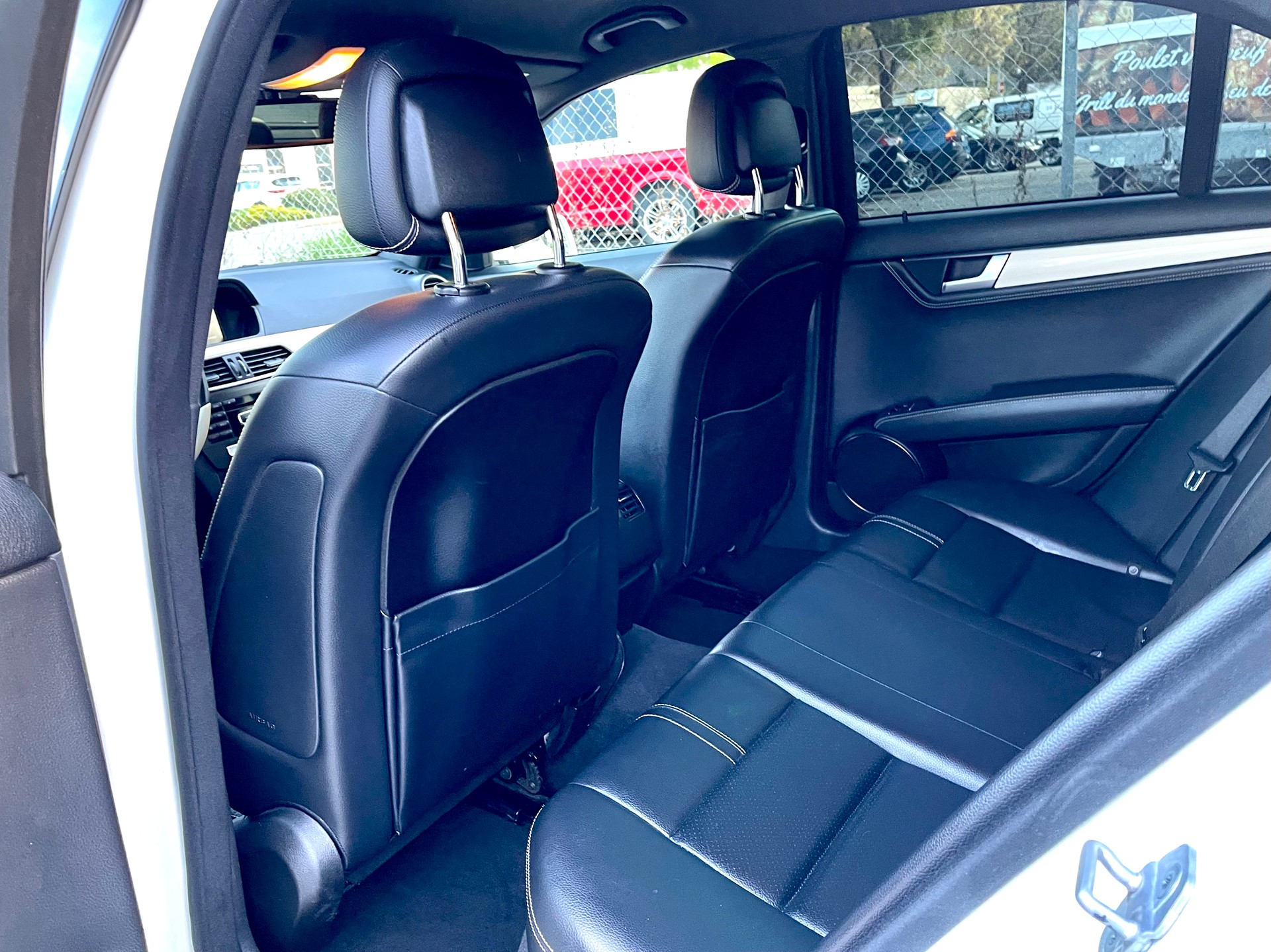 MERCEDES-BENZ C 250 CDI Elégance 4Matic 7G-Tronic-image-20