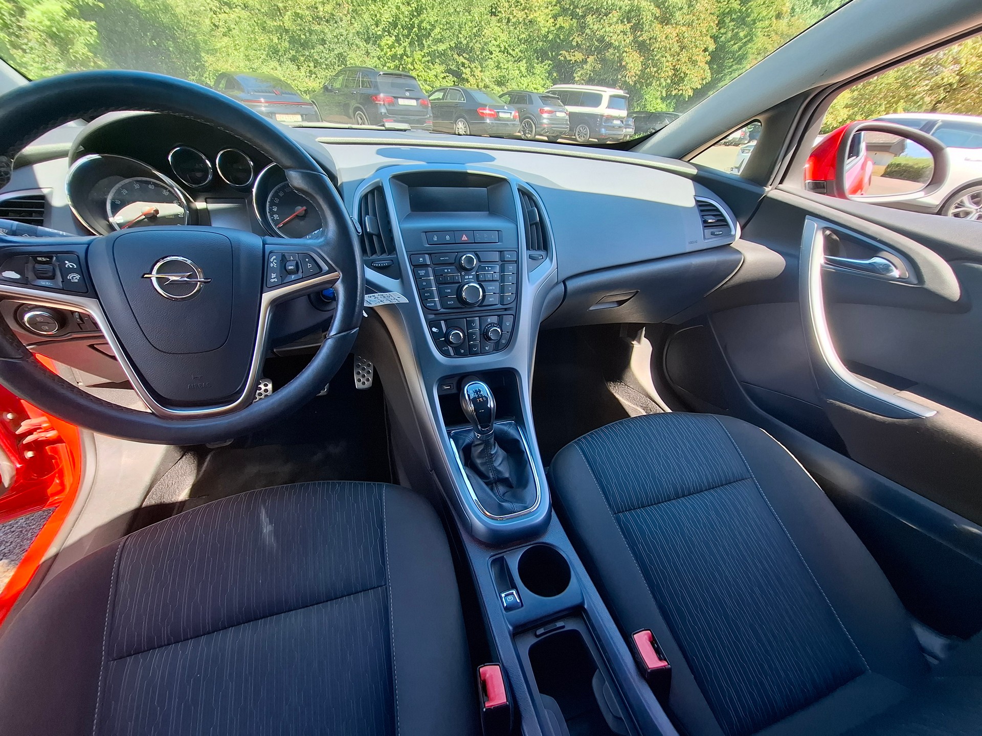 OPEL Astra GTC 1.4i 16V Turbo Enjoy-image-8