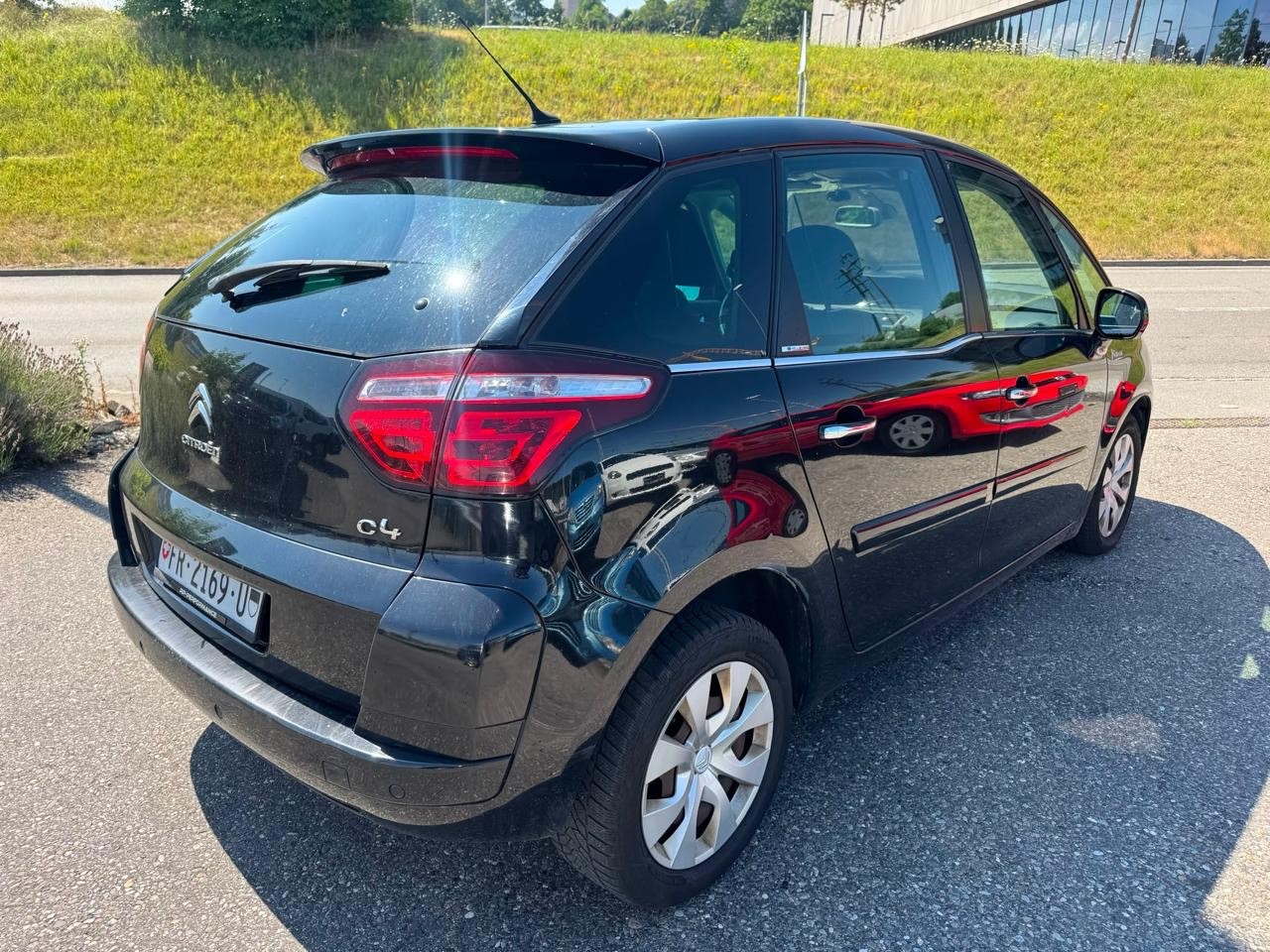CITROEN C4 Picasso 2.0 HDI Exclusive Automatic-image-2