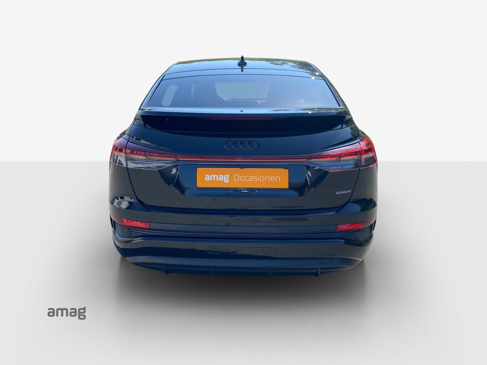 AUDI Q4 Sportback e-tron 50 quattro-image-3