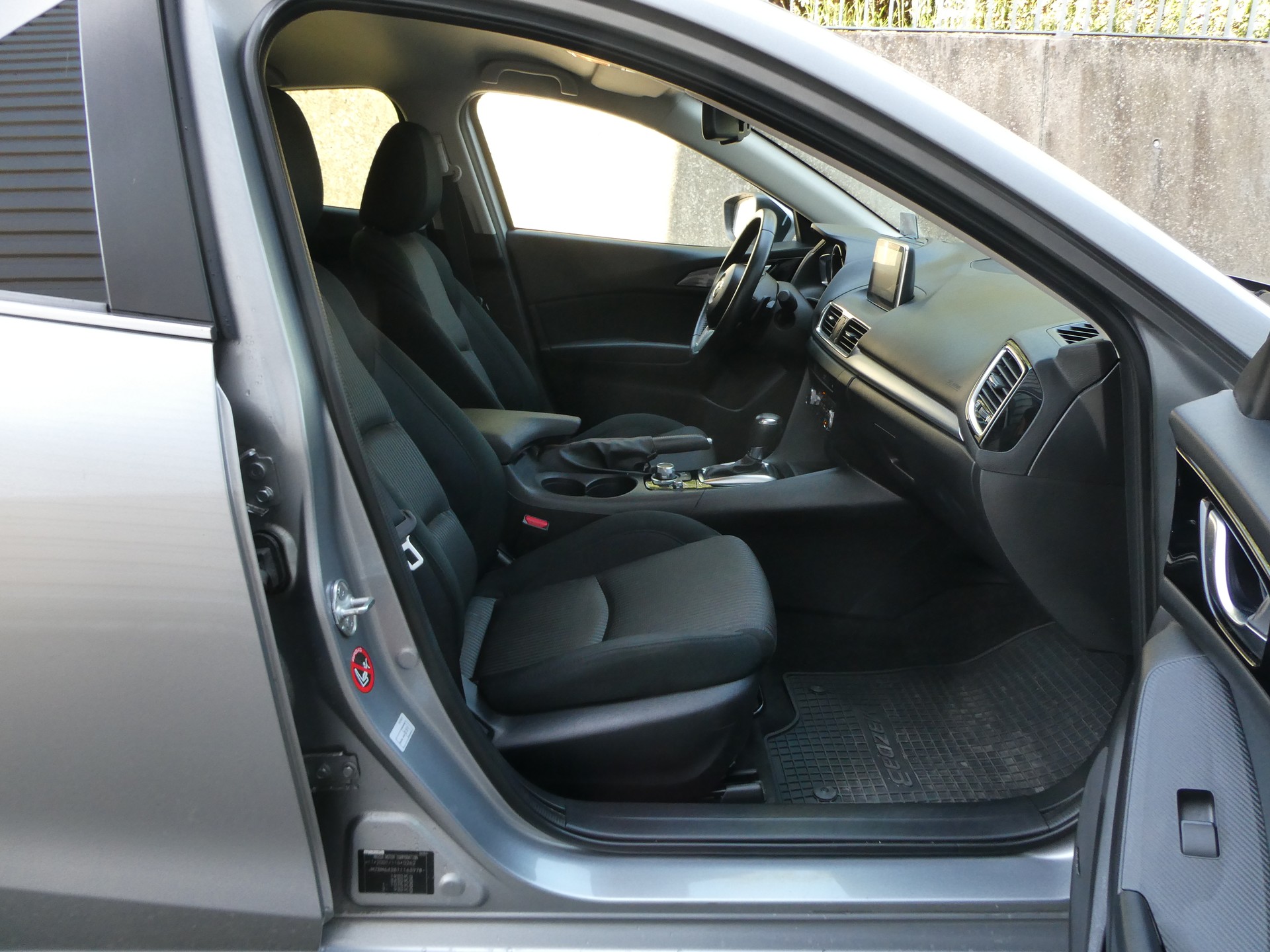 MAZDA 3 2.2 16V CD Ambition Plus Activematic-image-8