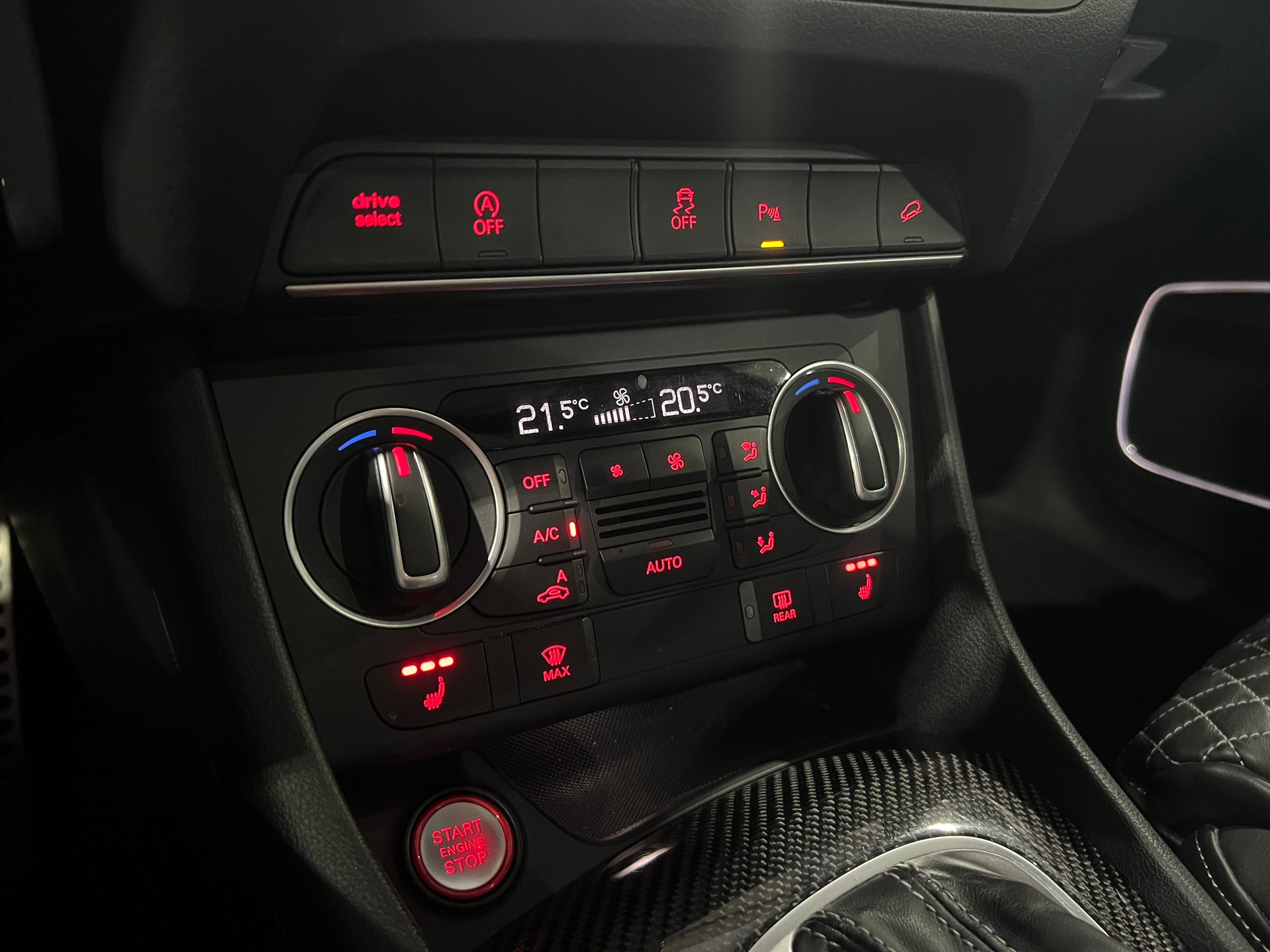 AUDI RS Q3 2.5 TFSI performance qu**S-Sportsitze,Panodach,AHK,Facelift,Frisch ab MFK**-image-15