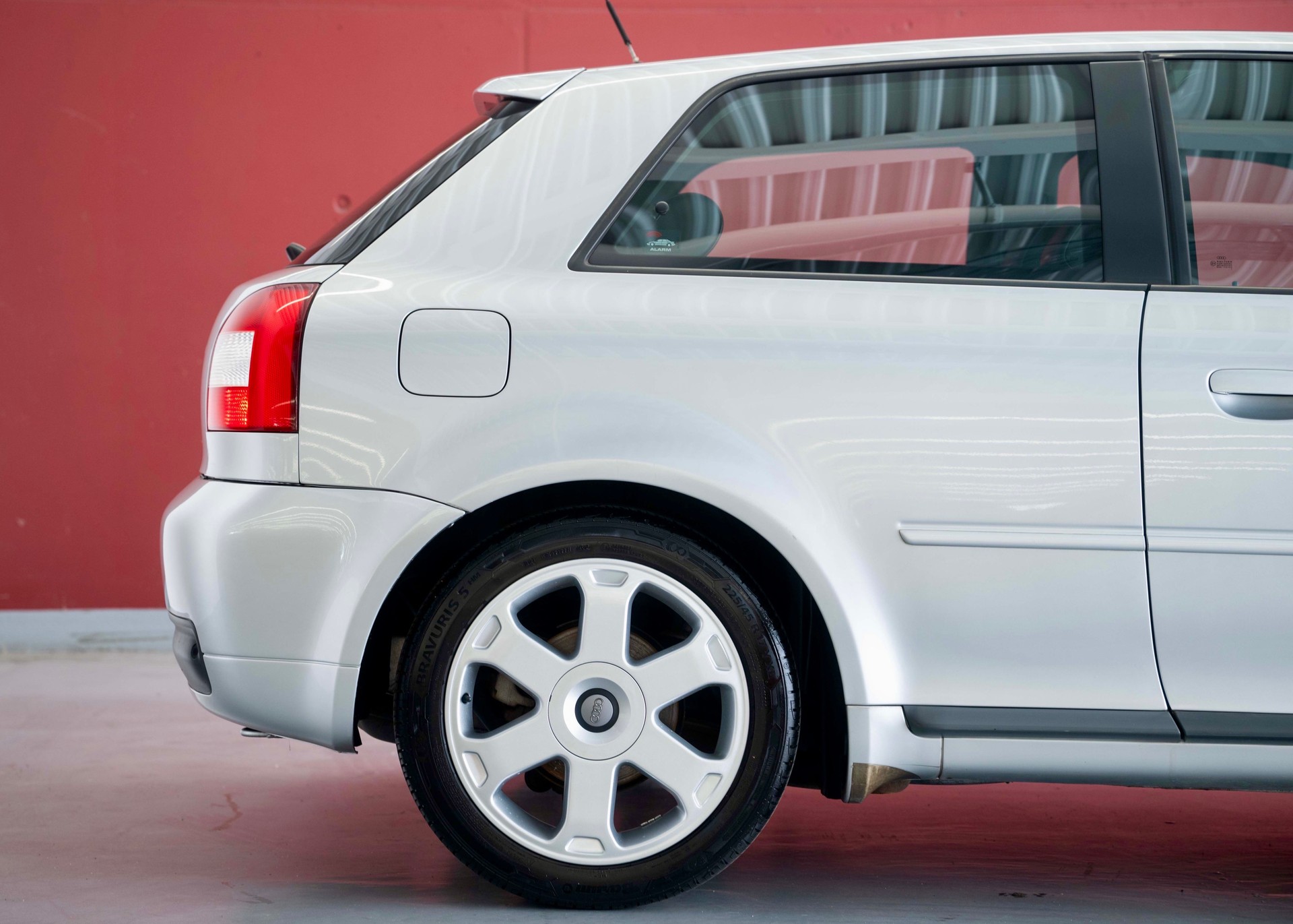 AUDI S3 quattro (2 owners, 100% original)-image-7