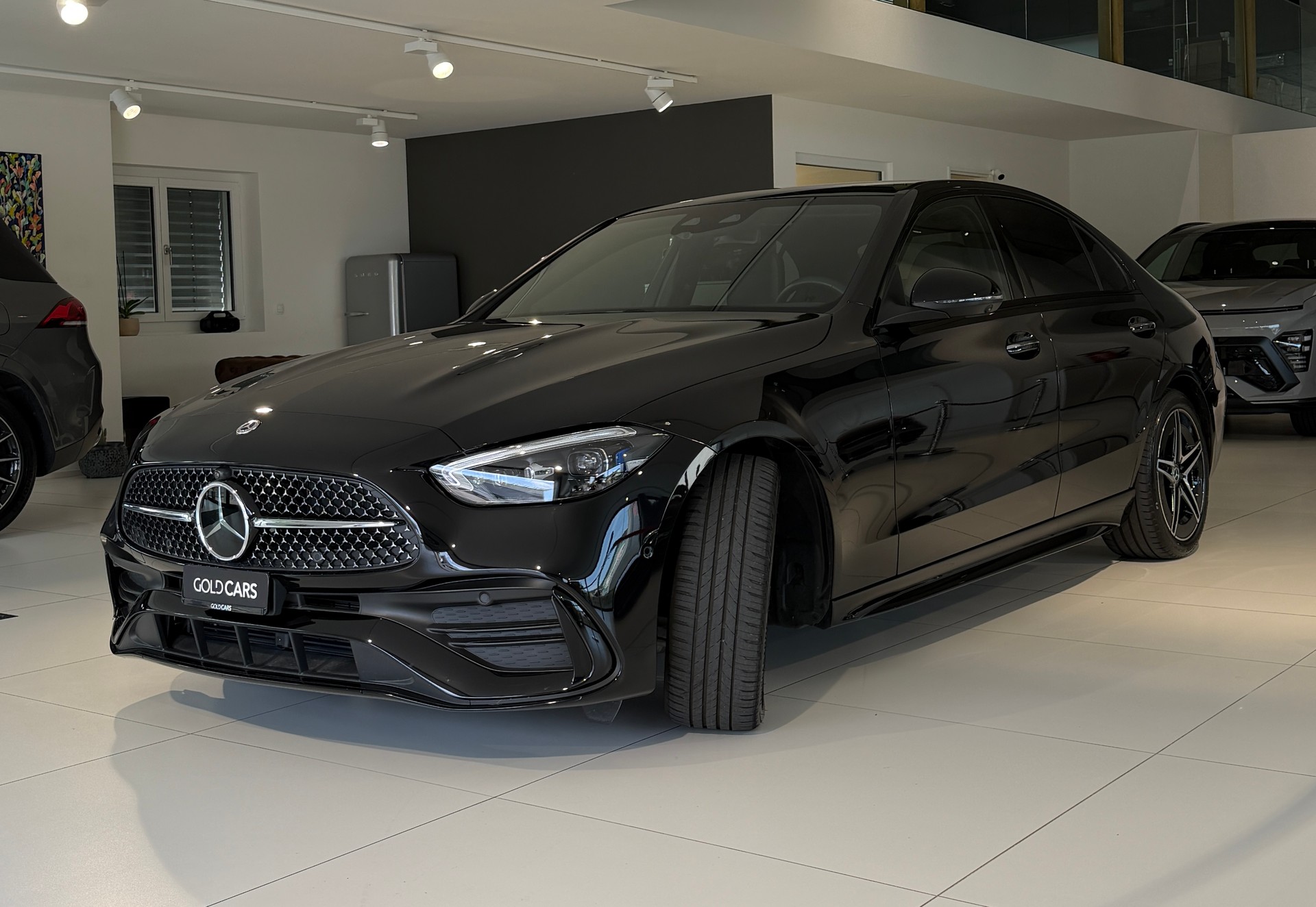 MERCEDES-BENZ C 200 4Matic AMG Line-image-3