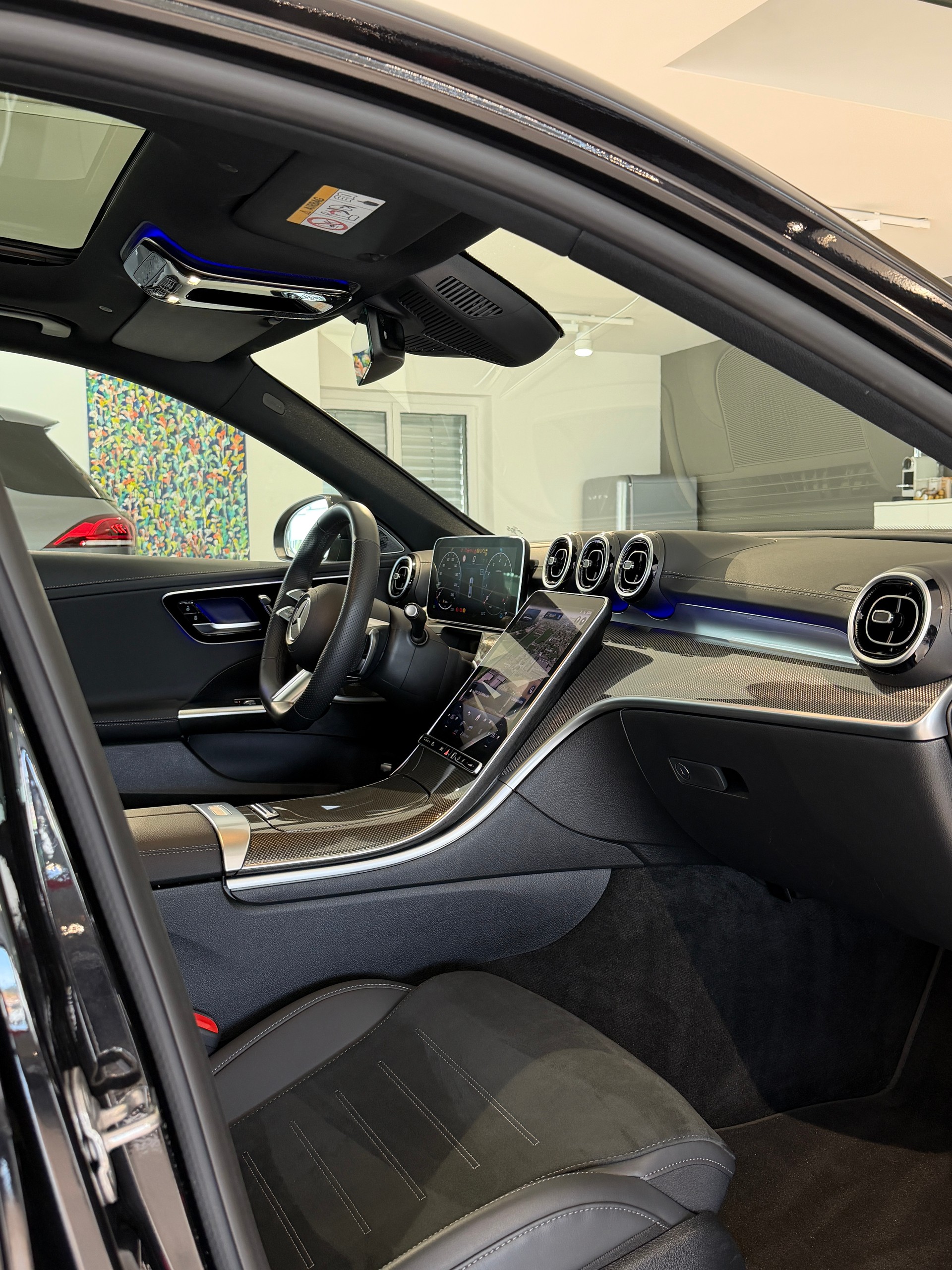 MERCEDES-BENZ C 200 4Matic AMG Line-image-10
