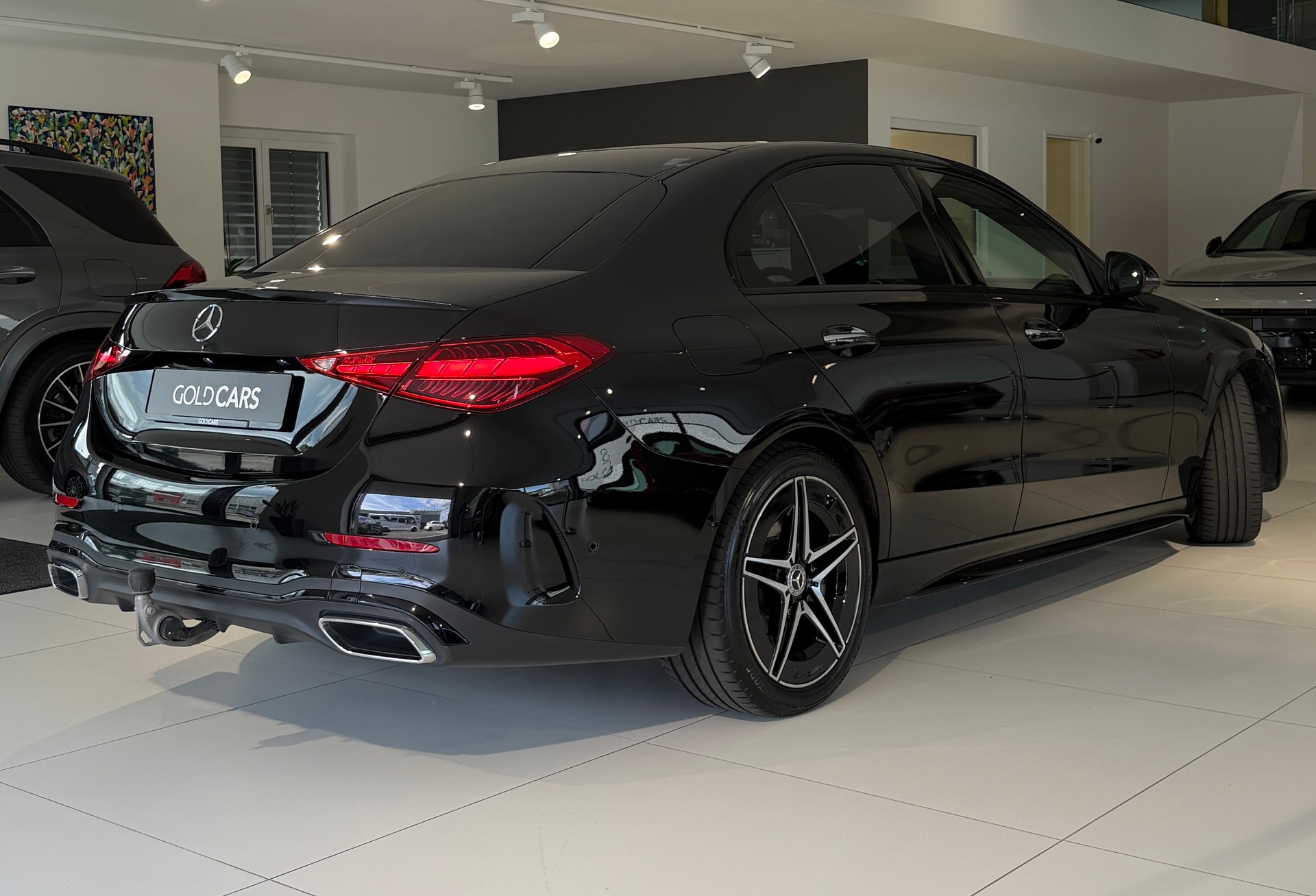MERCEDES-BENZ C 200 4Matic AMG Line-image-7
