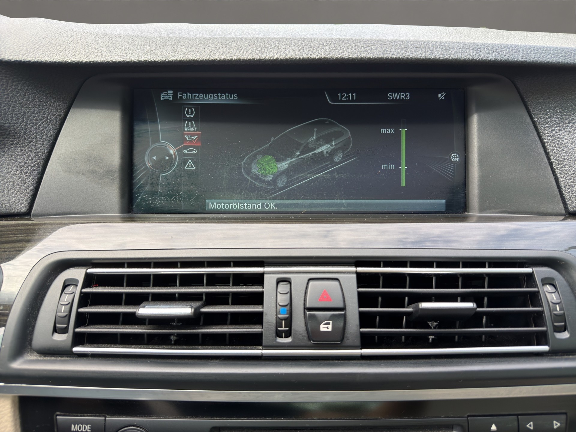 BMW 535d M-Sport xDrive Touring Steptronic-image-16