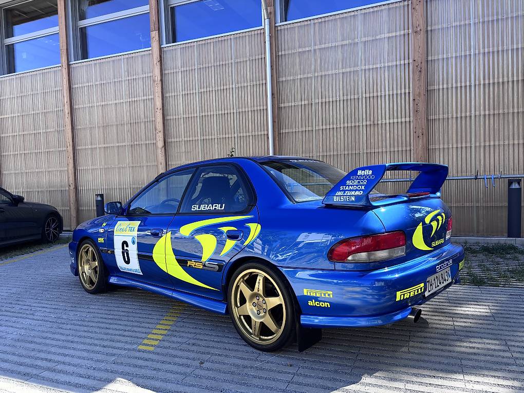 SUBARU IMPREZA-image-2