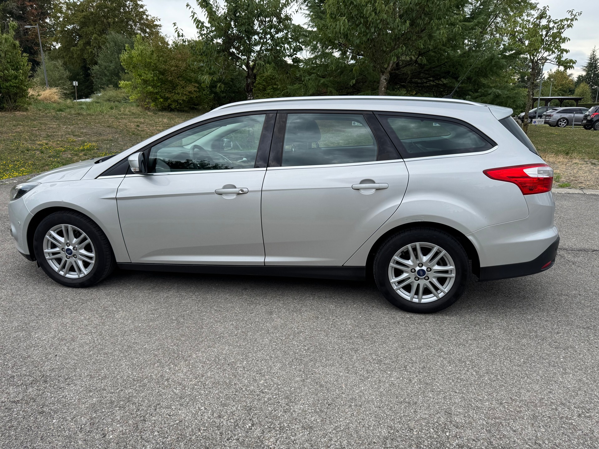 FORD Focus 1.0 SCTi Titanium-image-7