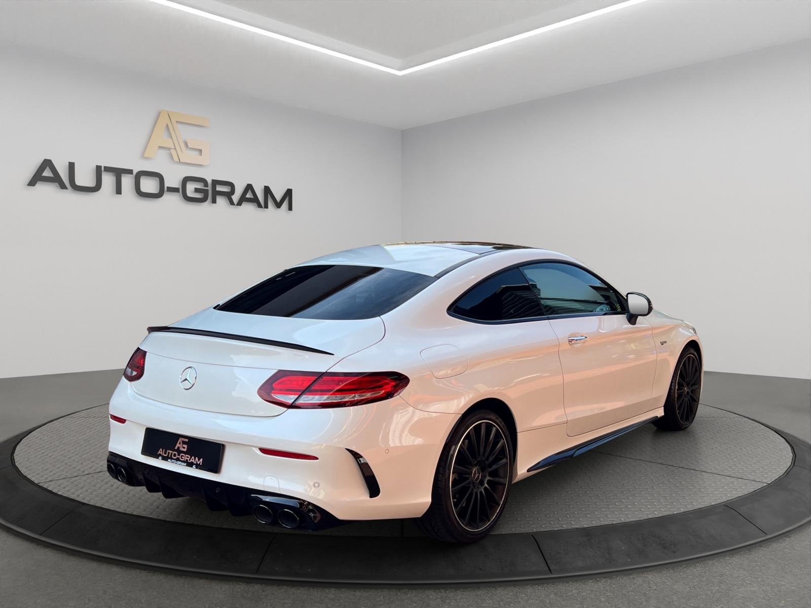 MERCEDES-BENZ C 43 AMG 4Matic Speedshift TCT 9G-image-4