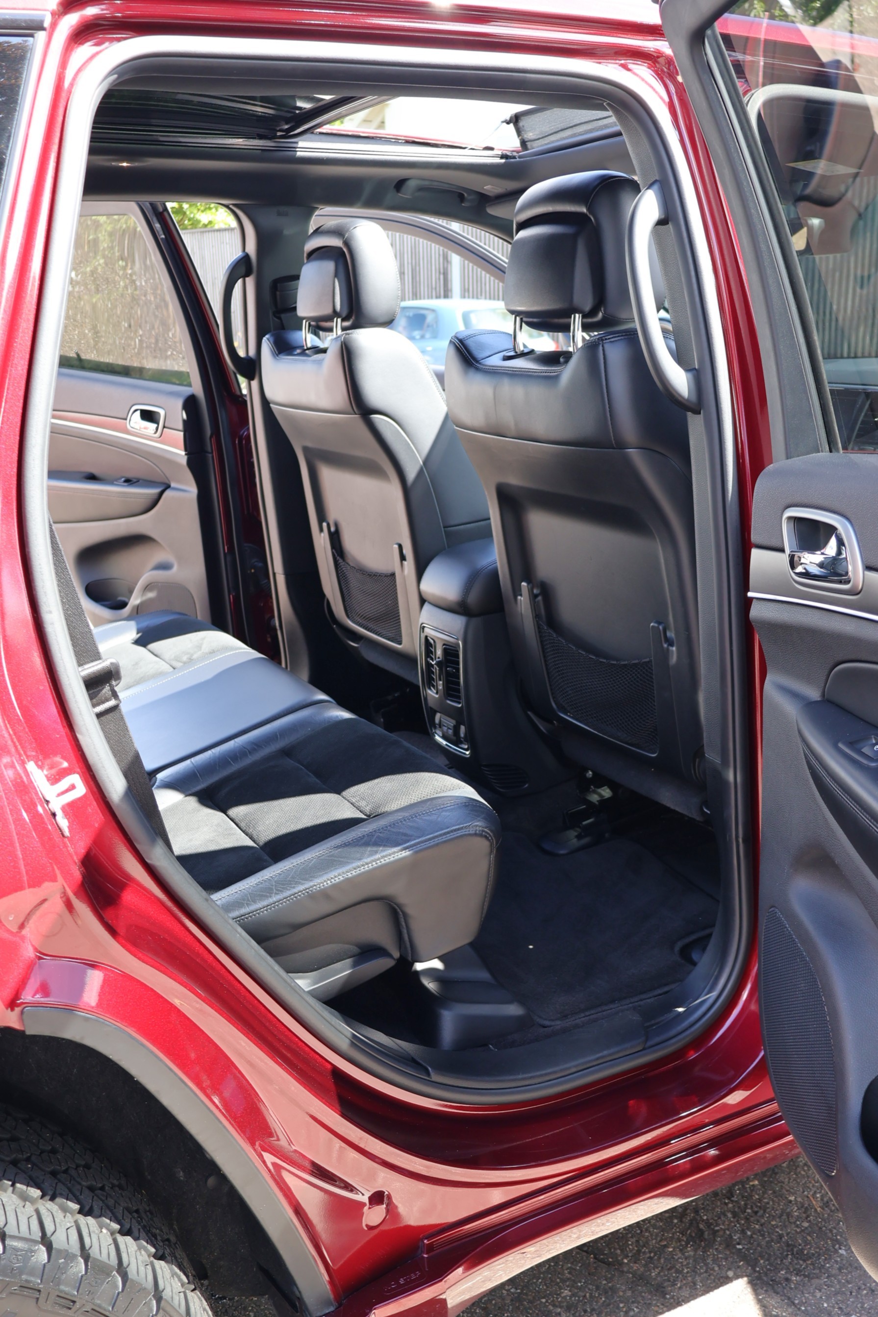 JEEP Grand Cherokee 3.0 CRD Night Eagle Automatic-image-15