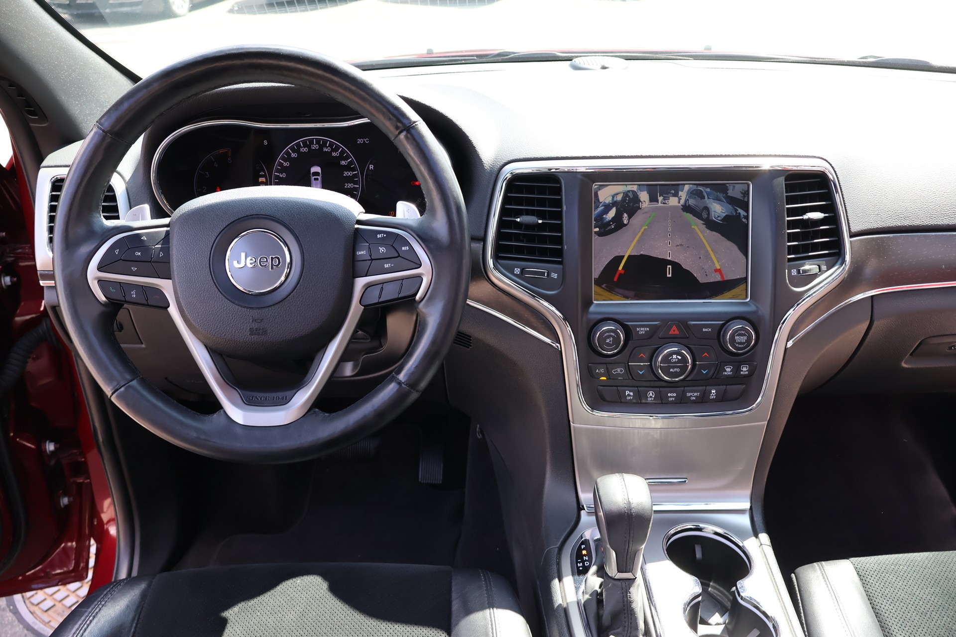JEEP Grand Cherokee 3.0 CRD Night Eagle Automatic-image-14