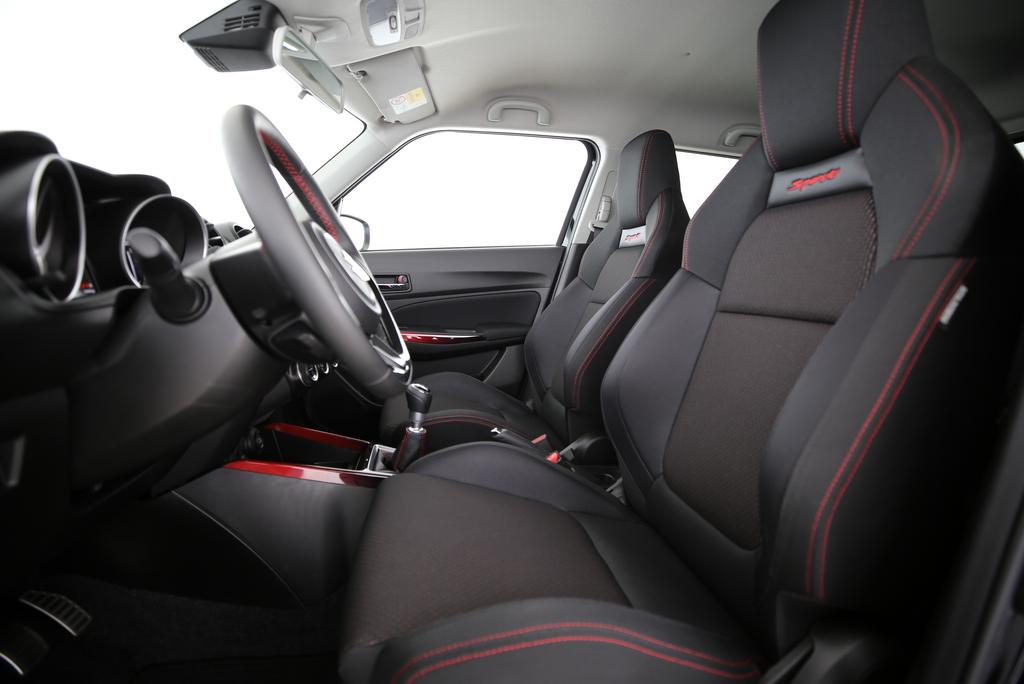 SUZUKI Swift 1.4 T Sport Compact Top Hybrid-image-2
