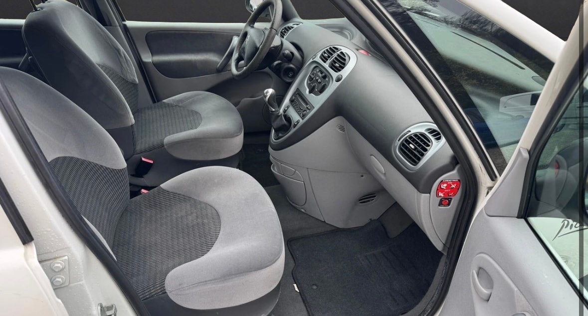 CITROEN Xsara Picasso 1.6i-image-8