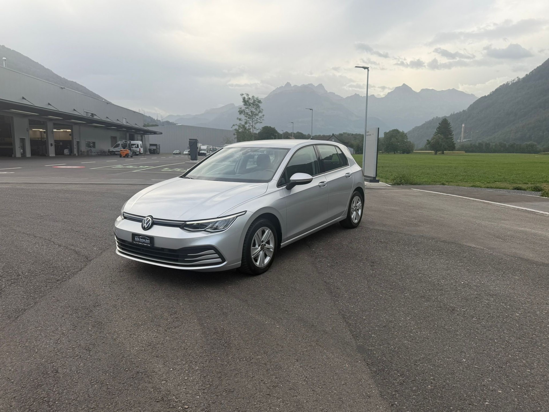 VW Golf 1.0 eTSI mHEV ACTLife DSG-image-0