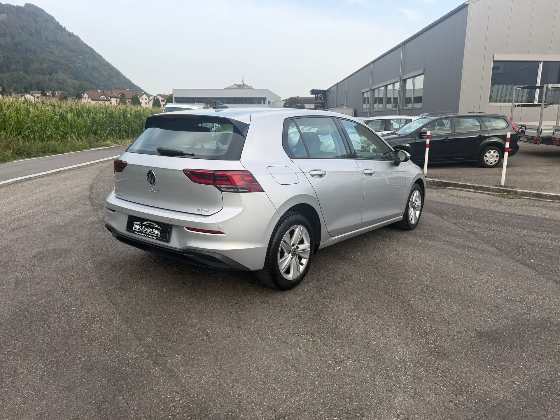 VW Golf 1.0 eTSI mHEV ACTLife DSG-image-4