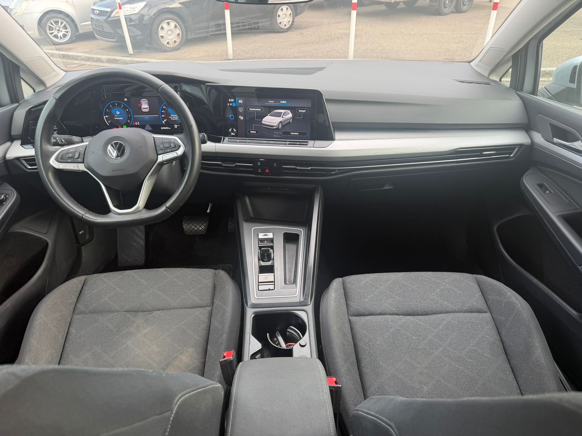 VW Golf 1.0 eTSI mHEV ACTLife DSG-image-5