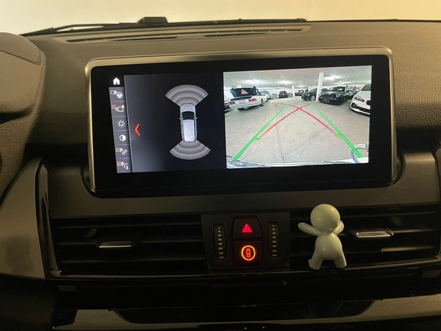 BMW 220d xDrive Gran Tourer Steptronic-image-5