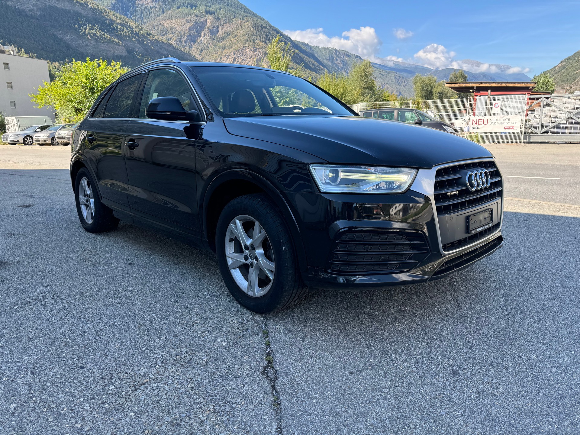 AUDI Q3 2.0 TFSI sport quattro S-tronic-image-10