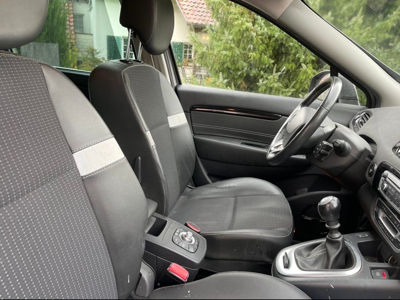 RENAULT Grand Scénic 1.2 16V Turbo Expression-image-5